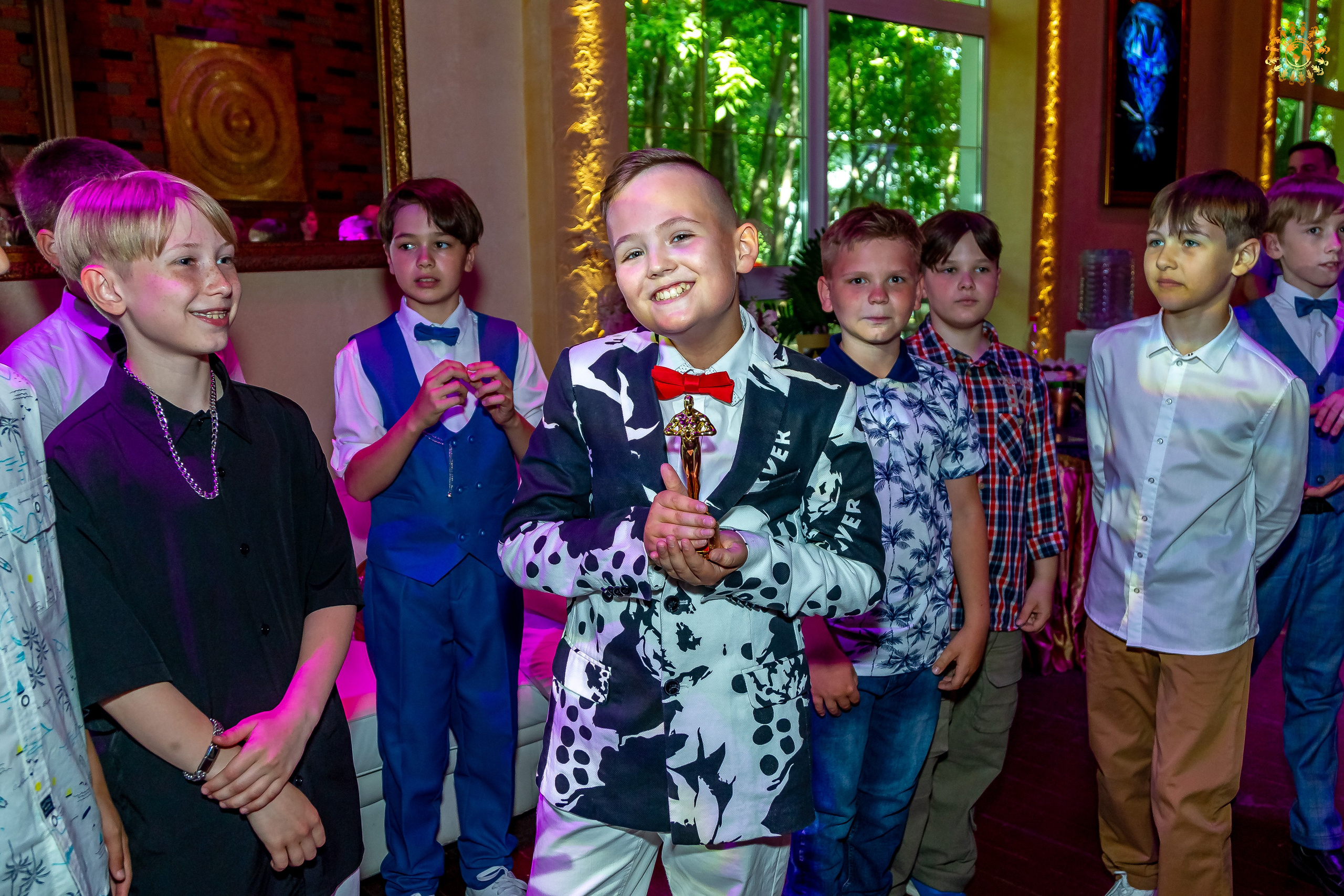 Выпускной 4-го класса 2024. Школа 2109. Репортажная съемка в Москве и области. Анималистика