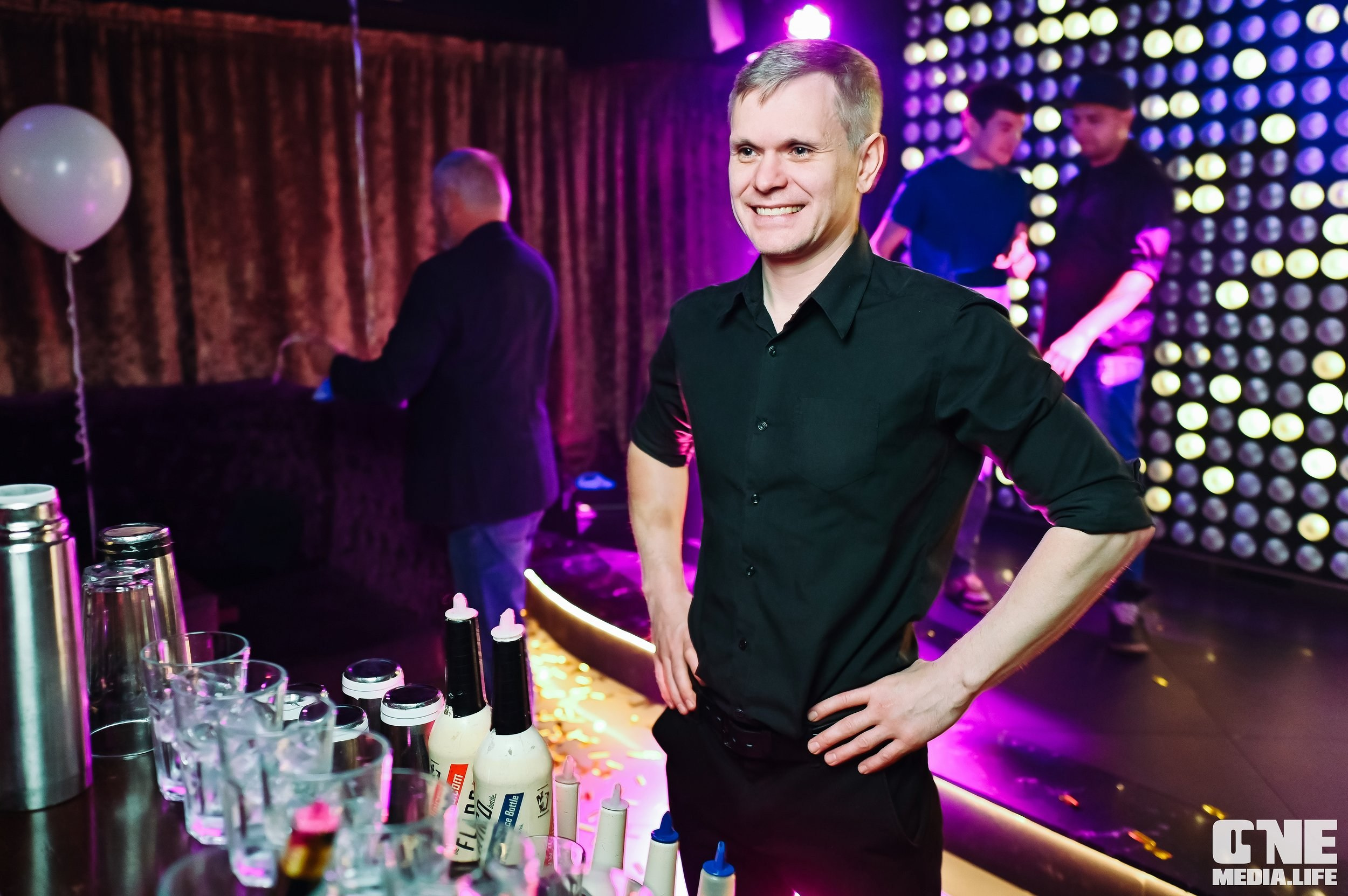 Фоторепортаж из караоке-клуба Эйфория. One Media Life: фоторепортажи, фотоотчеты с мероприятий и заведений