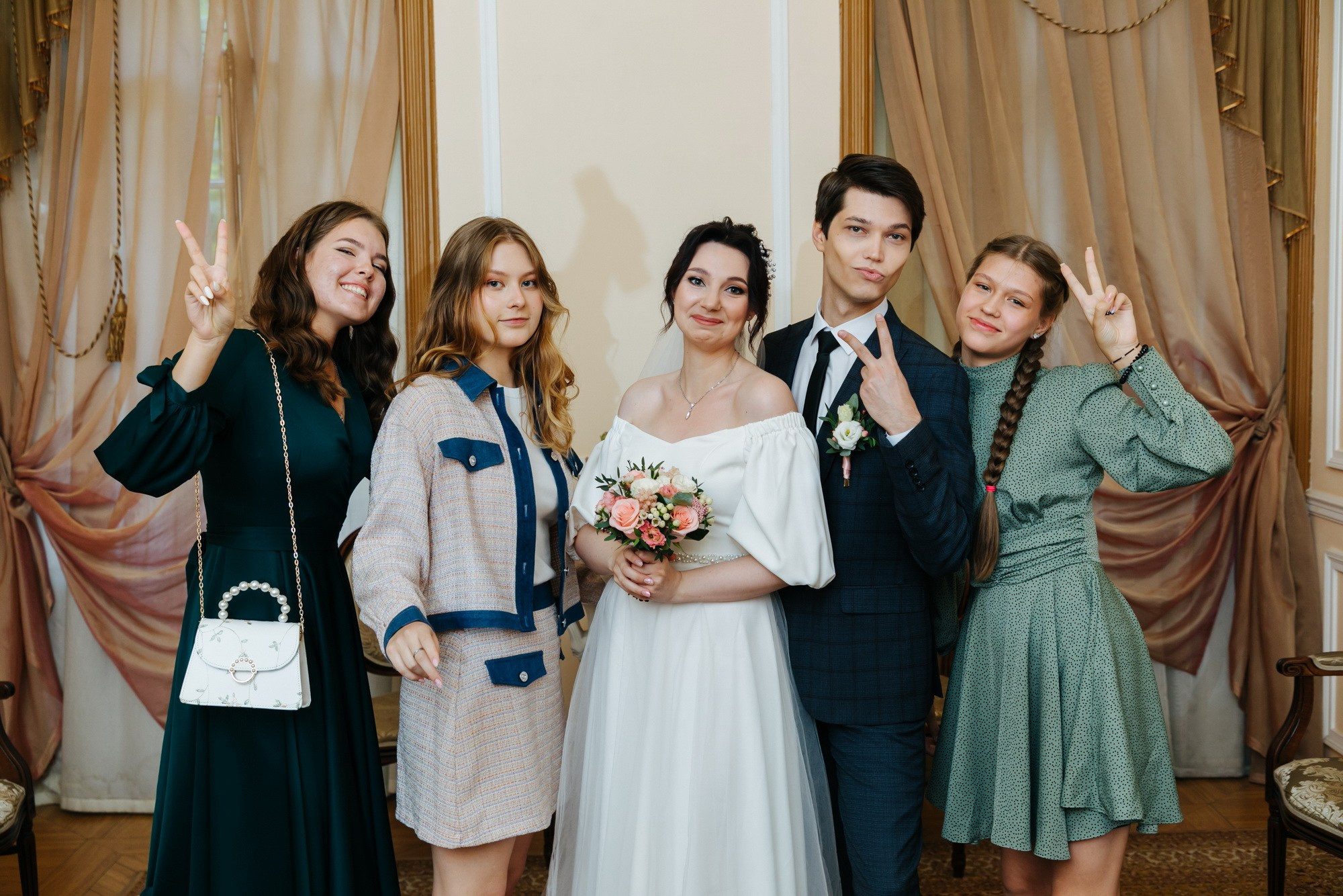 Свадебная регистрация, ЗАГС Петроградского р-на. Фотограф крещение венчание в Петербурге! Помогает подобрать храм и посоветовал душевного батюшку в СПб