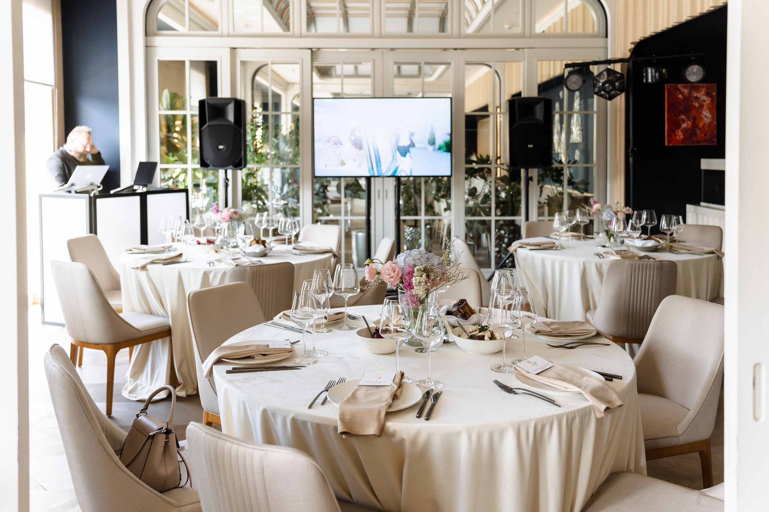 Катя и Артём | 19.07.2023. Свадебный фотограф в Москве Яна Деньгина