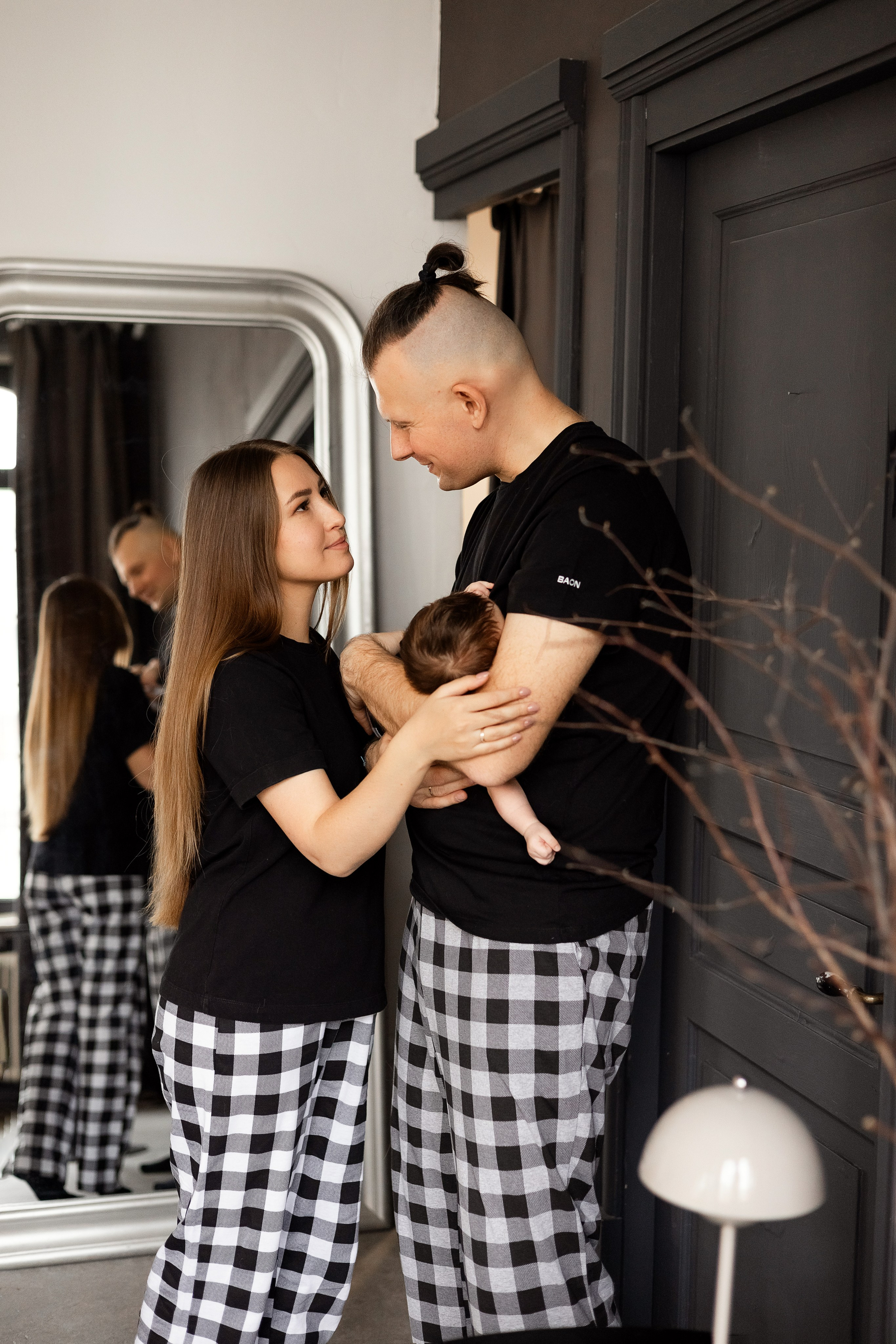 Семейнвя съемка в студии White Garden. Семейный фотограф в Екатеринбурге Маргарита Курносова