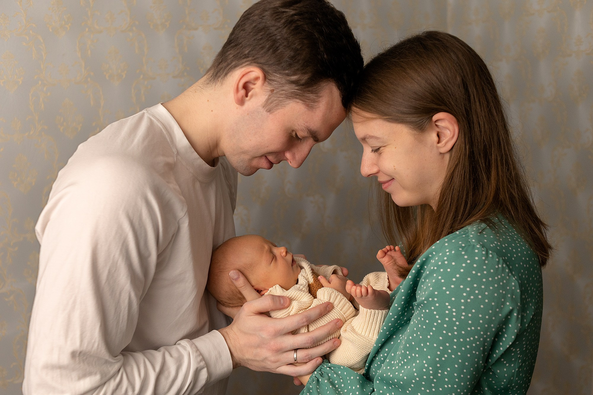 Фотосессия новорожденного у вас дома