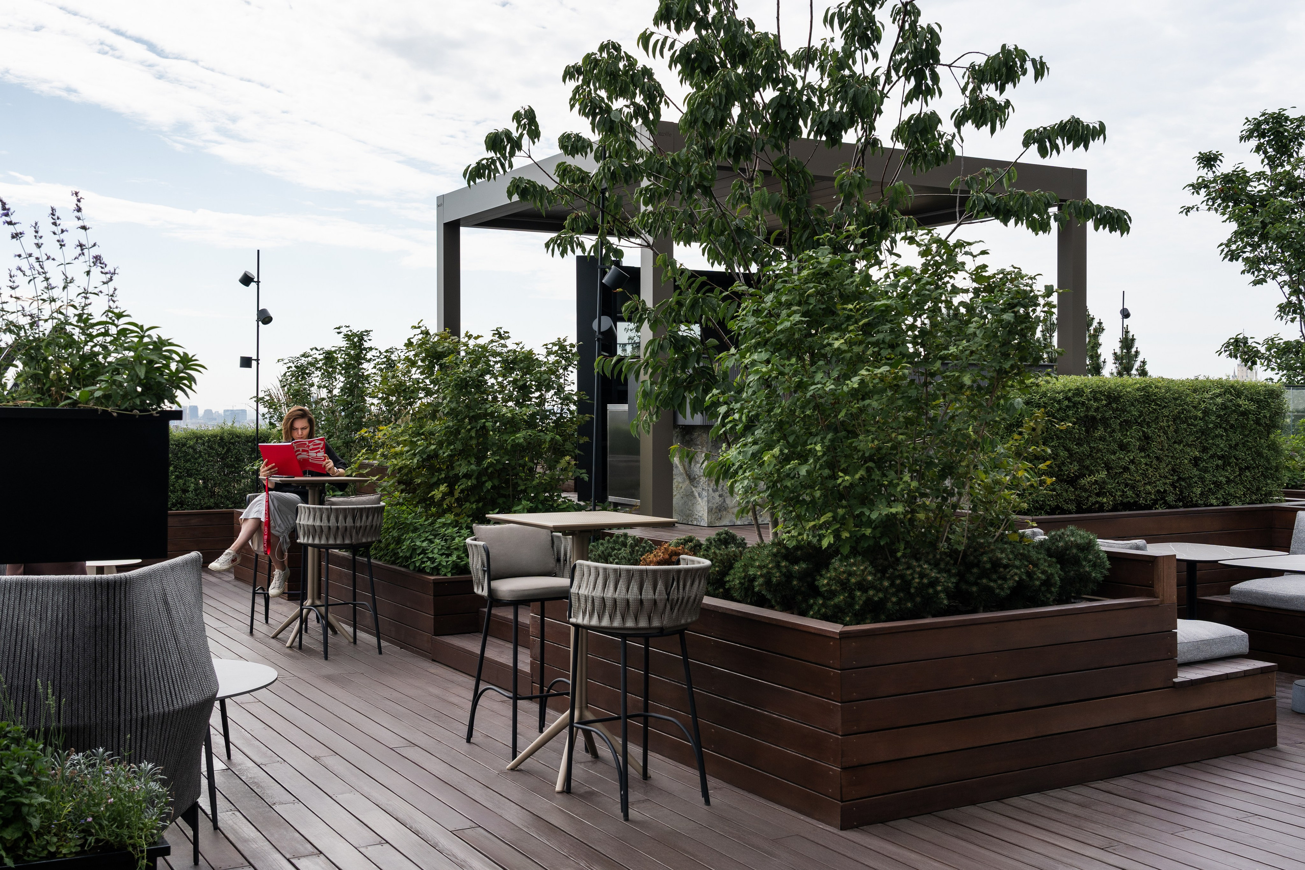 Brusnika office terrace, Moscow. Артамонов Александр | Архитектурный и ландшафтный фотограф