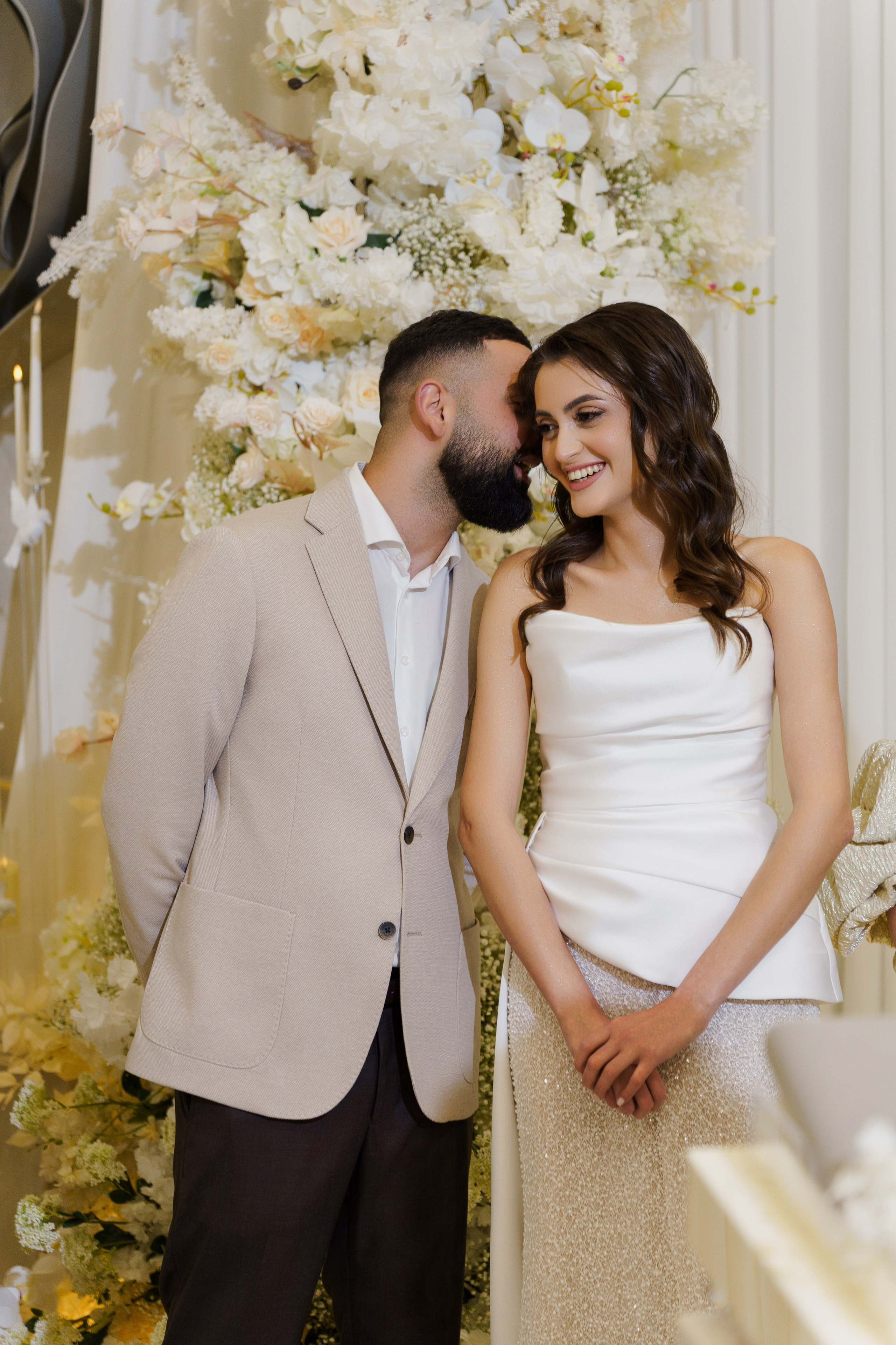 Красивое обручение на берегу чёрного моря в Лермонтово от ТВИНС СТУДИО. ТВИНС СТУДИО — лучшие свадебные фотографы и видеографы в Краснодаре