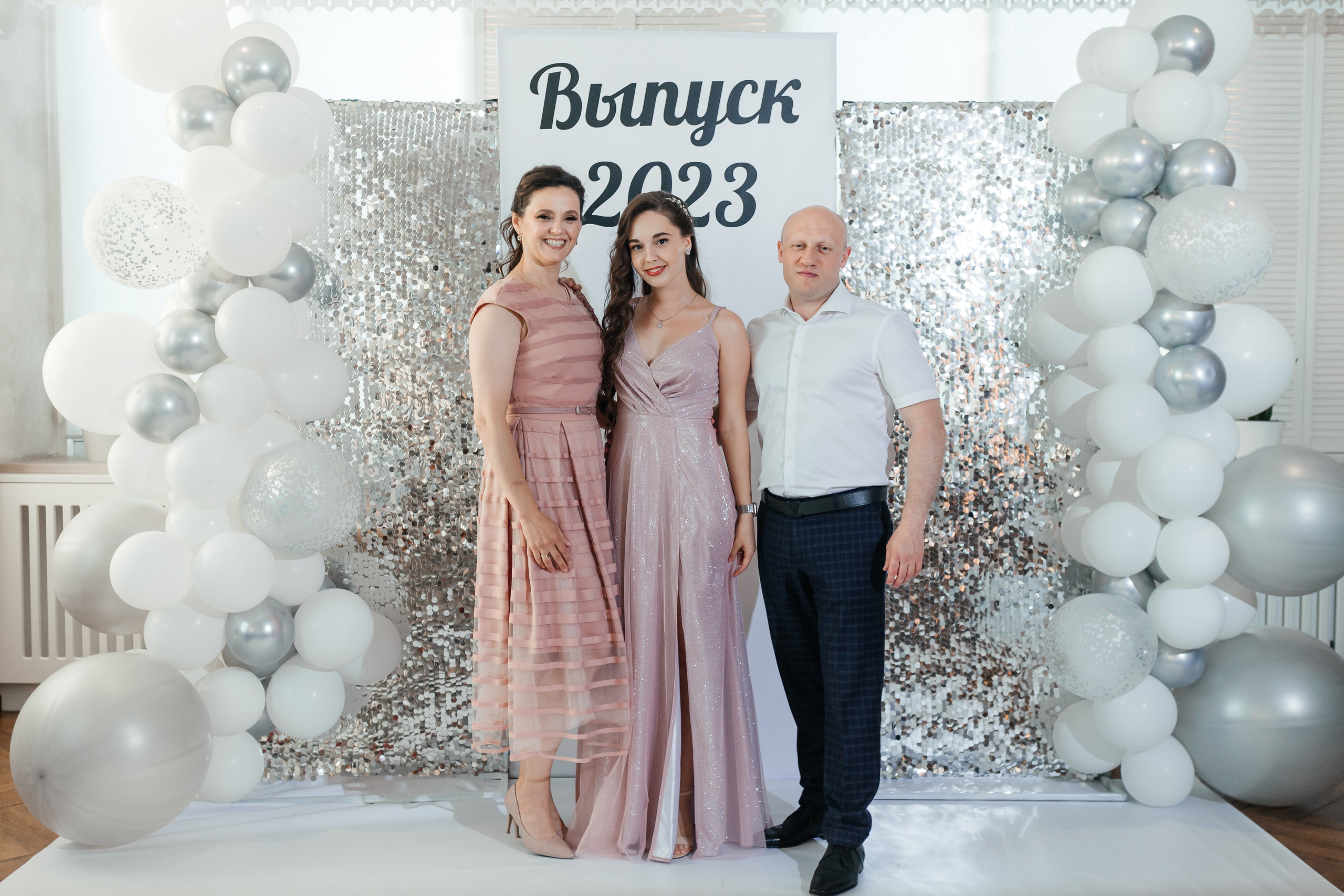 Выпускной 11 «А». Школа № 42. Свадебный фотограф в Краснодаре Николай Крауз