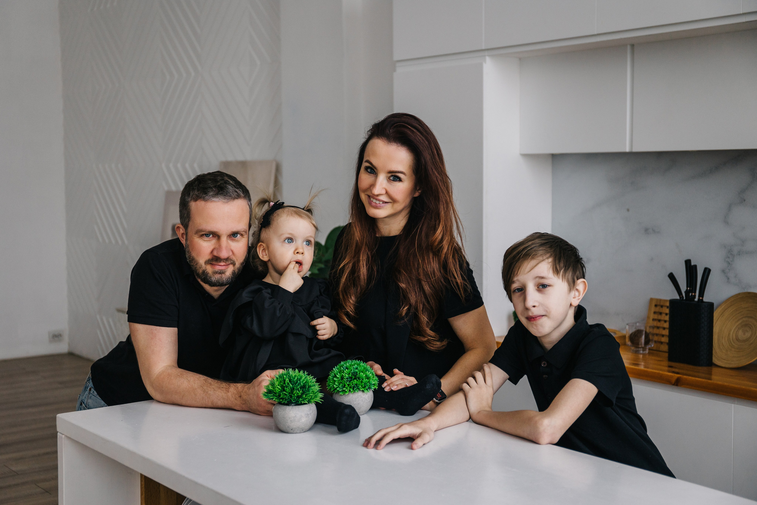 Настя, Леша, Андрей и Милана. Фотограф Харитонова Наталья