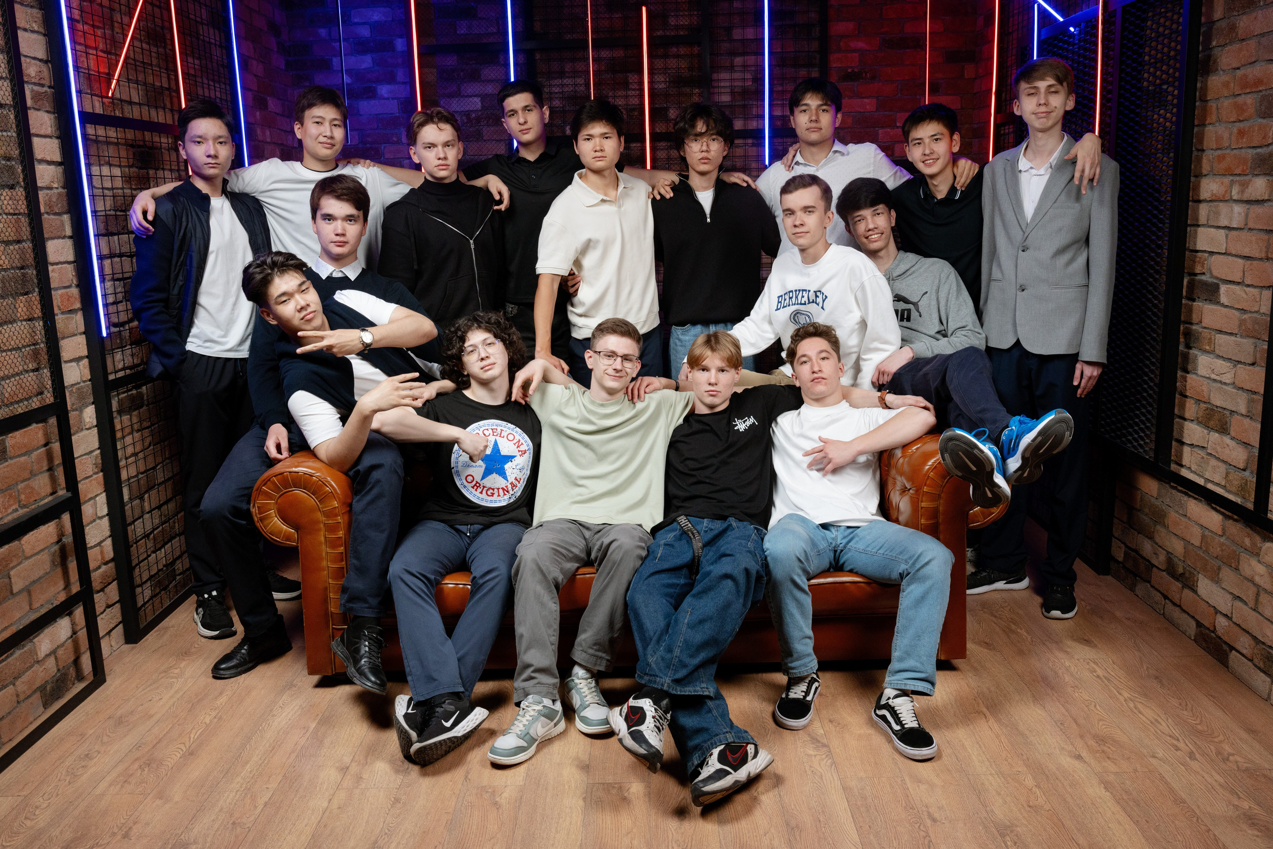 Общие кадры в студии. Выпускные альбомы в Нур-Султане (Астана) и по всему Казахстану