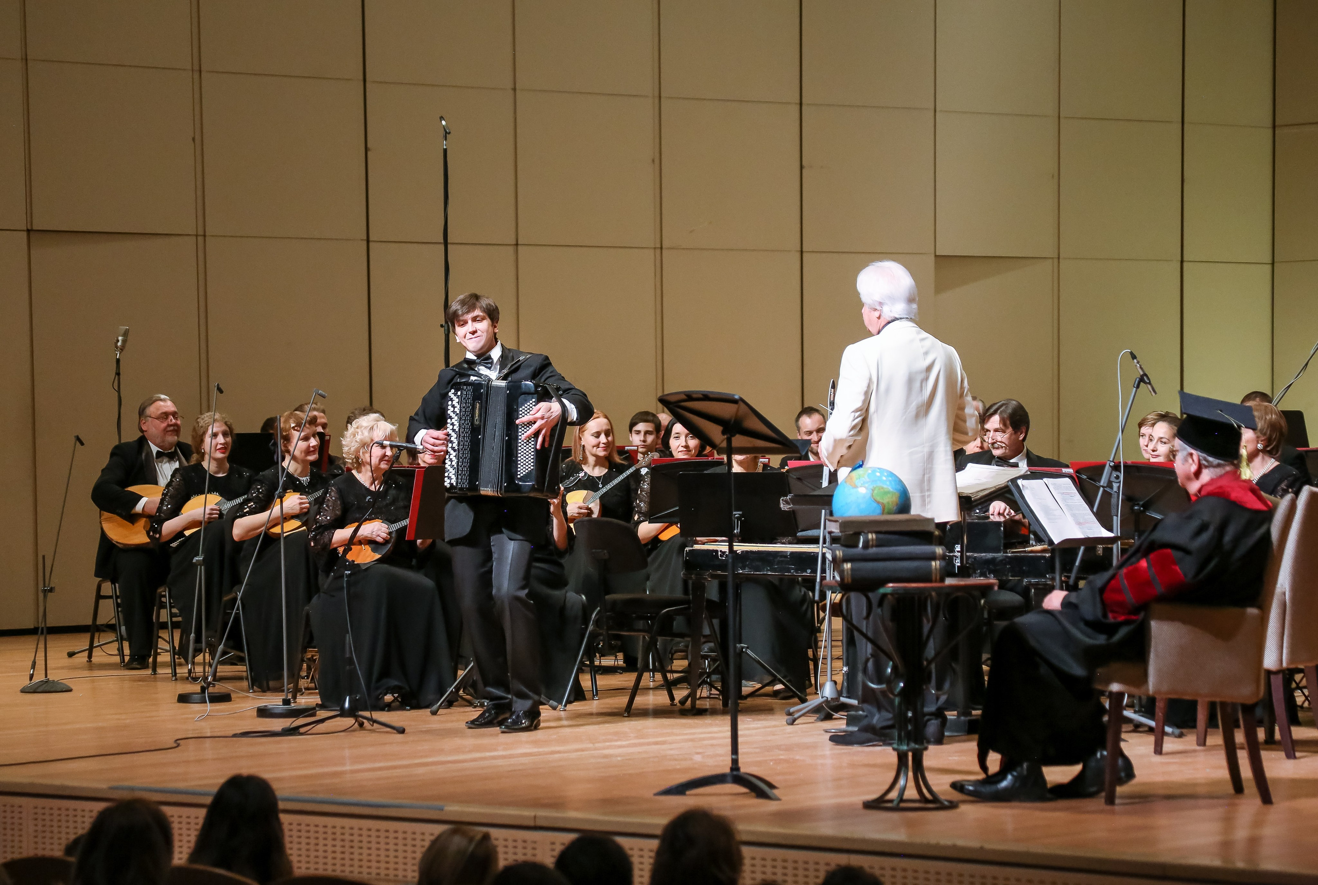 Концерт в Филармонии-2 по сказкам Андерсена. Дарья Письменюк / Darya Leitstern — фотограф, музыкант, журналист, путешественник