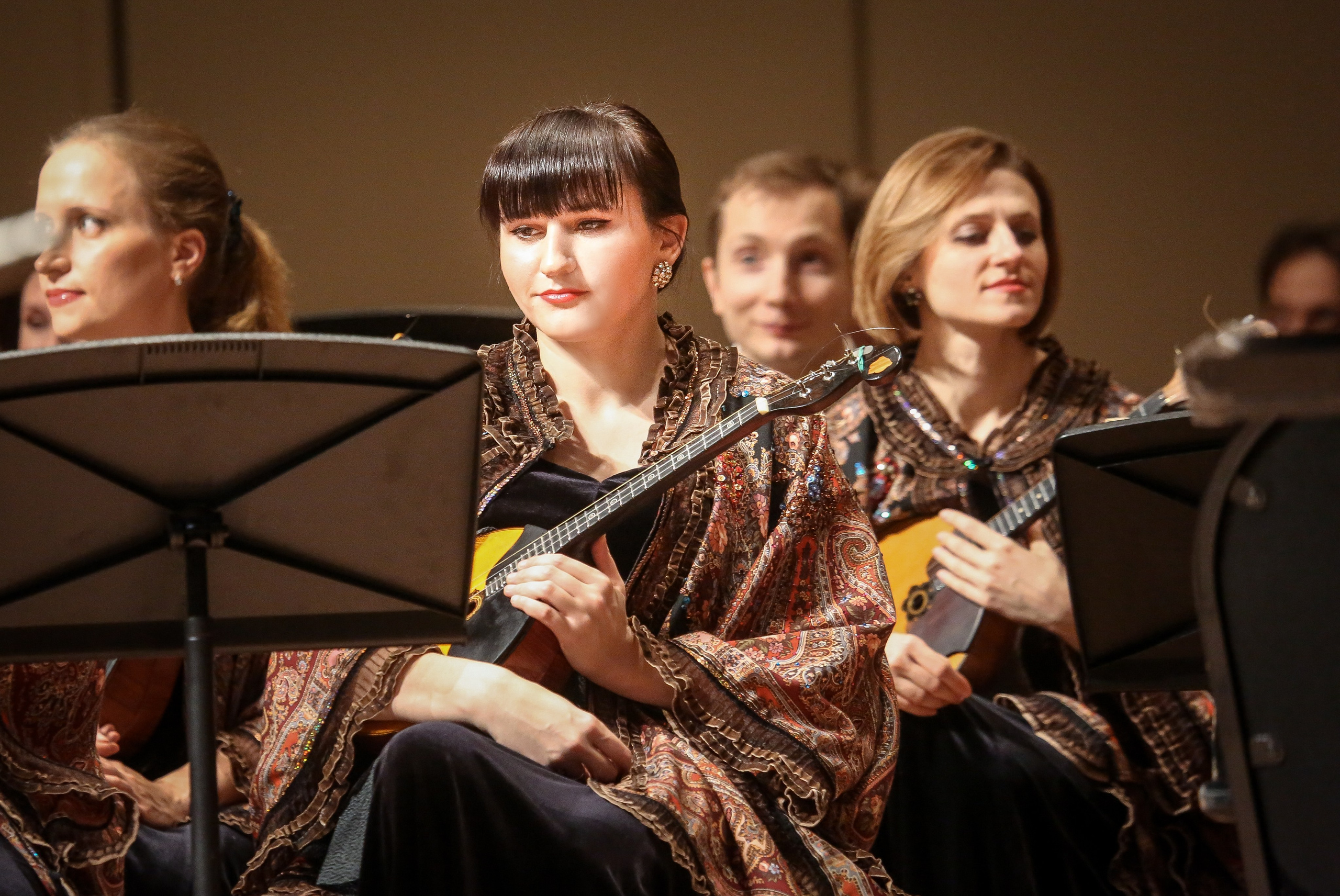 Концерт «Король репортеров» с Дмитрием Назаровым. Дарья Письменюк / Darya Leitstern — фотограф, музыкант, журналист, путешественник