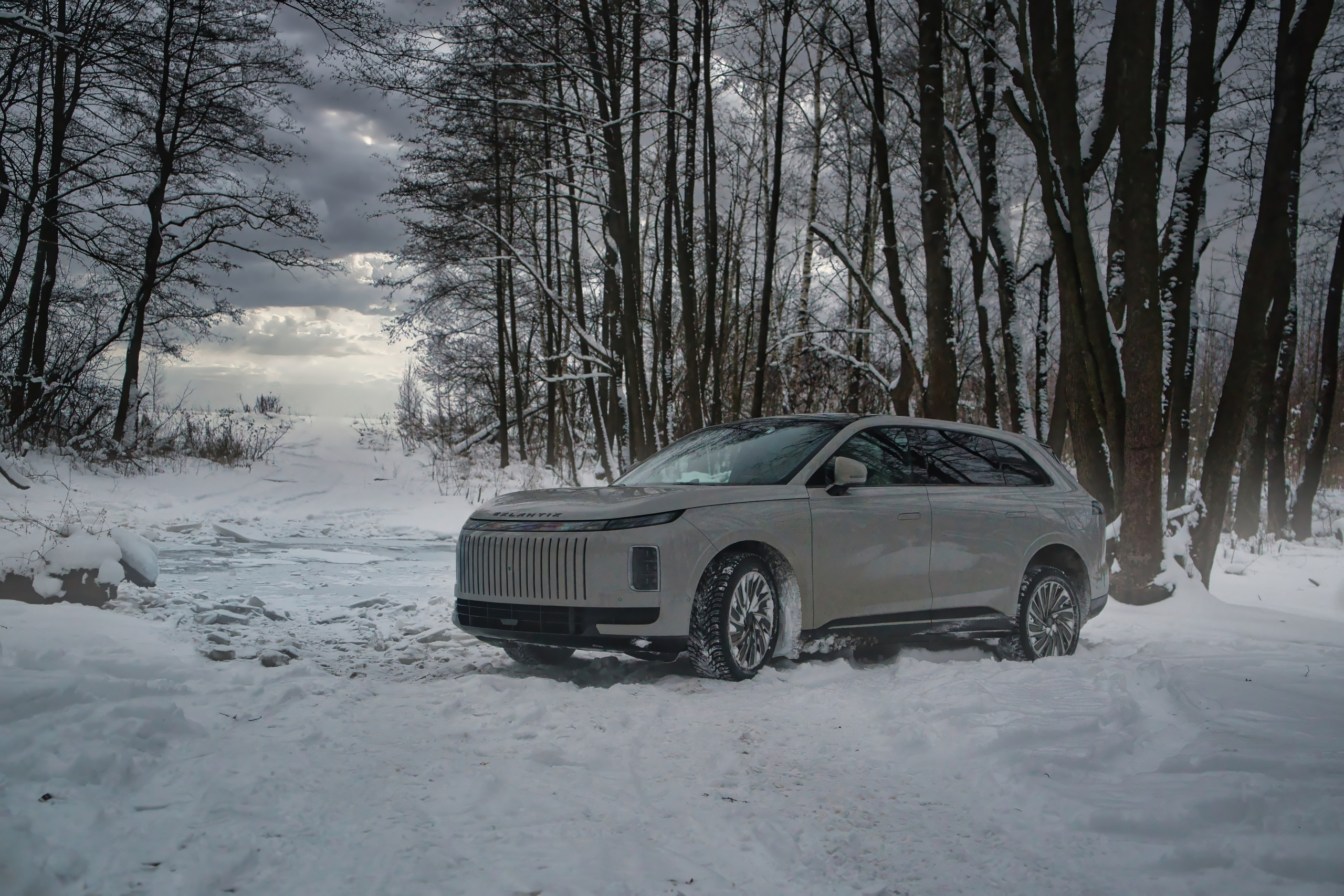 Exlantix ET зимой в снегу. FM Media Сrew. Репортажные фото и видео