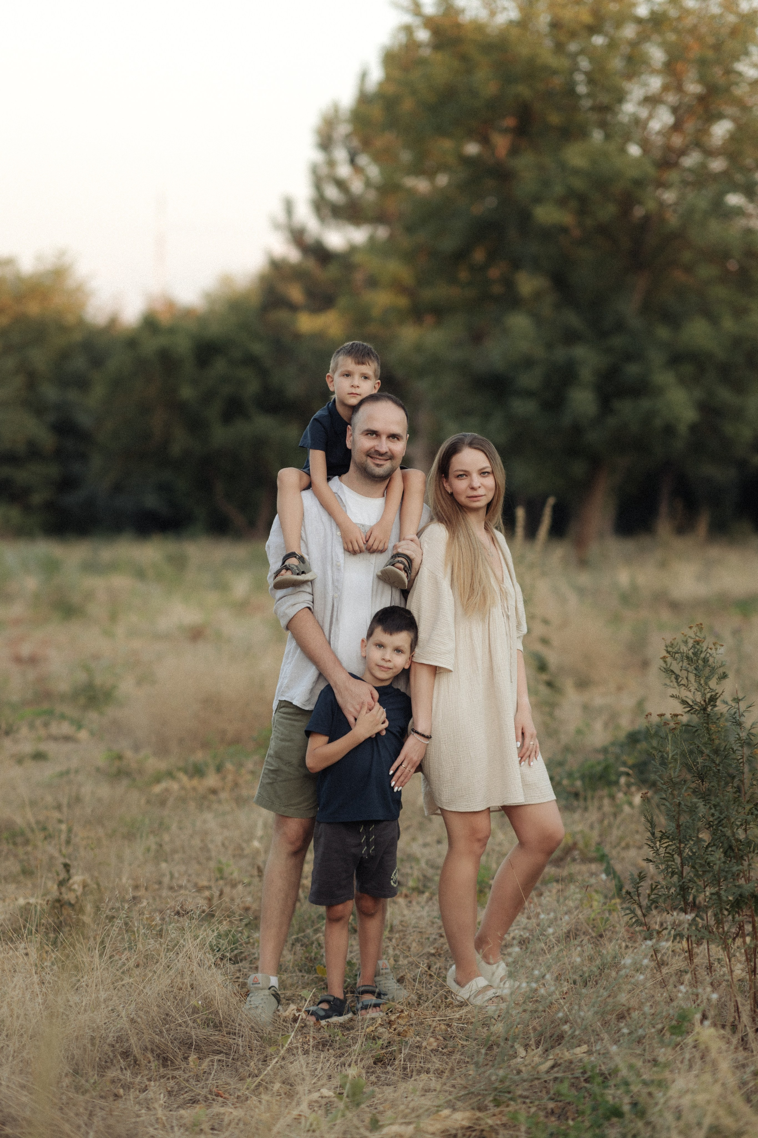 Семья Вики и Валеры. Семейный фотограф в г. Ростову-на-Дону Козлова Евгения