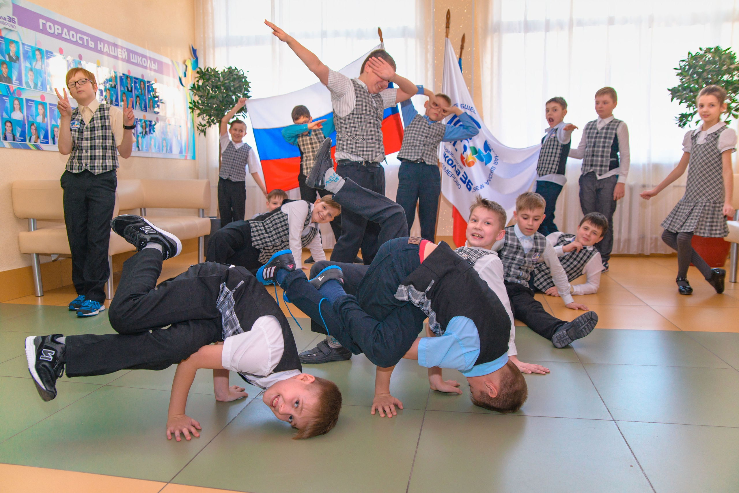 Пример школьных фото из альбомов. Фотограф, видеооператор Нина Коршунова