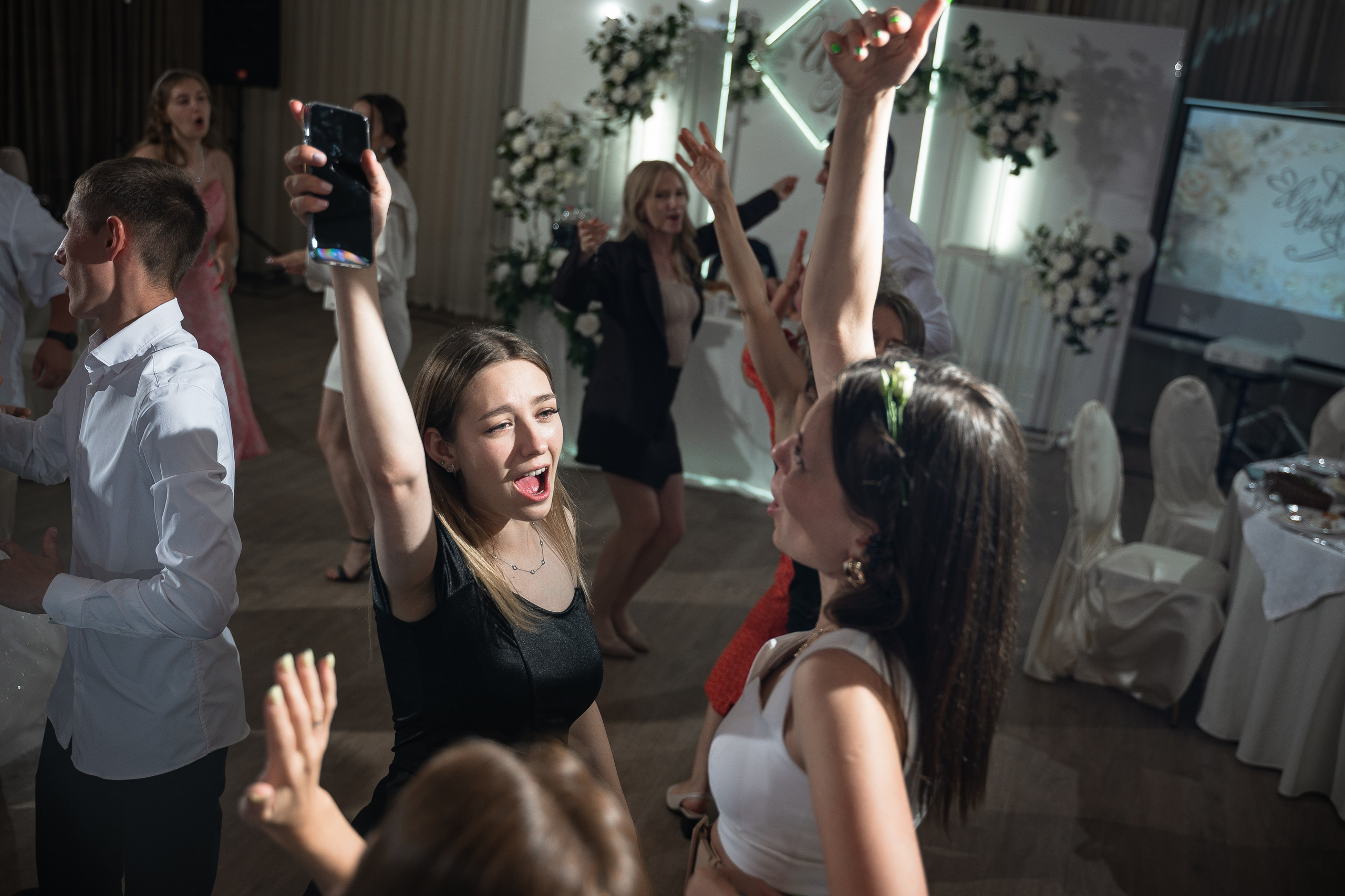 Банкет в Туристе. Свадебный и семейный фотограф в Омске Мормулев Михаил