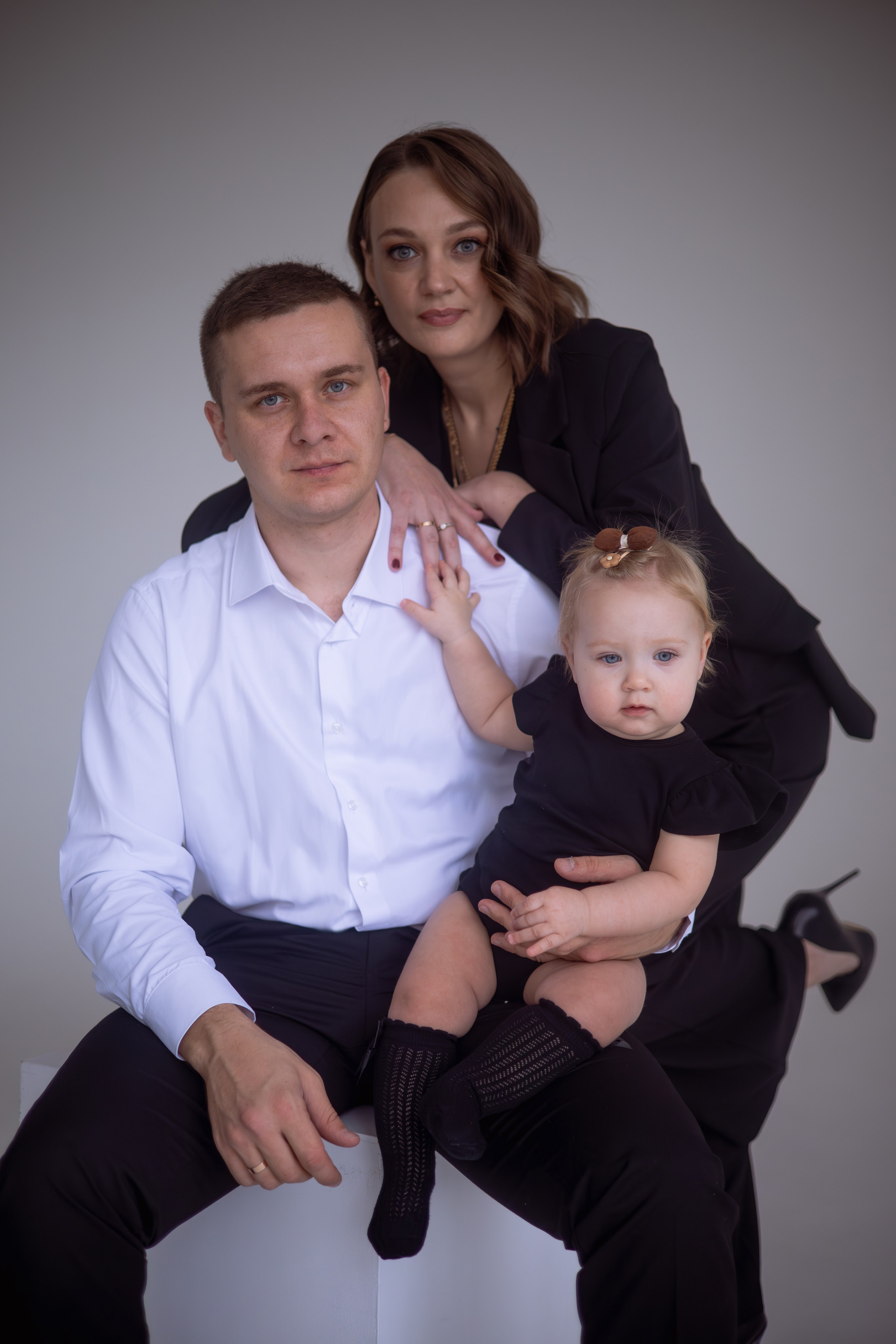 Студийный для Ивана, Анны и Арины. Детский и семейный фотограф Евгения Вахнеева Москва Зеленоград