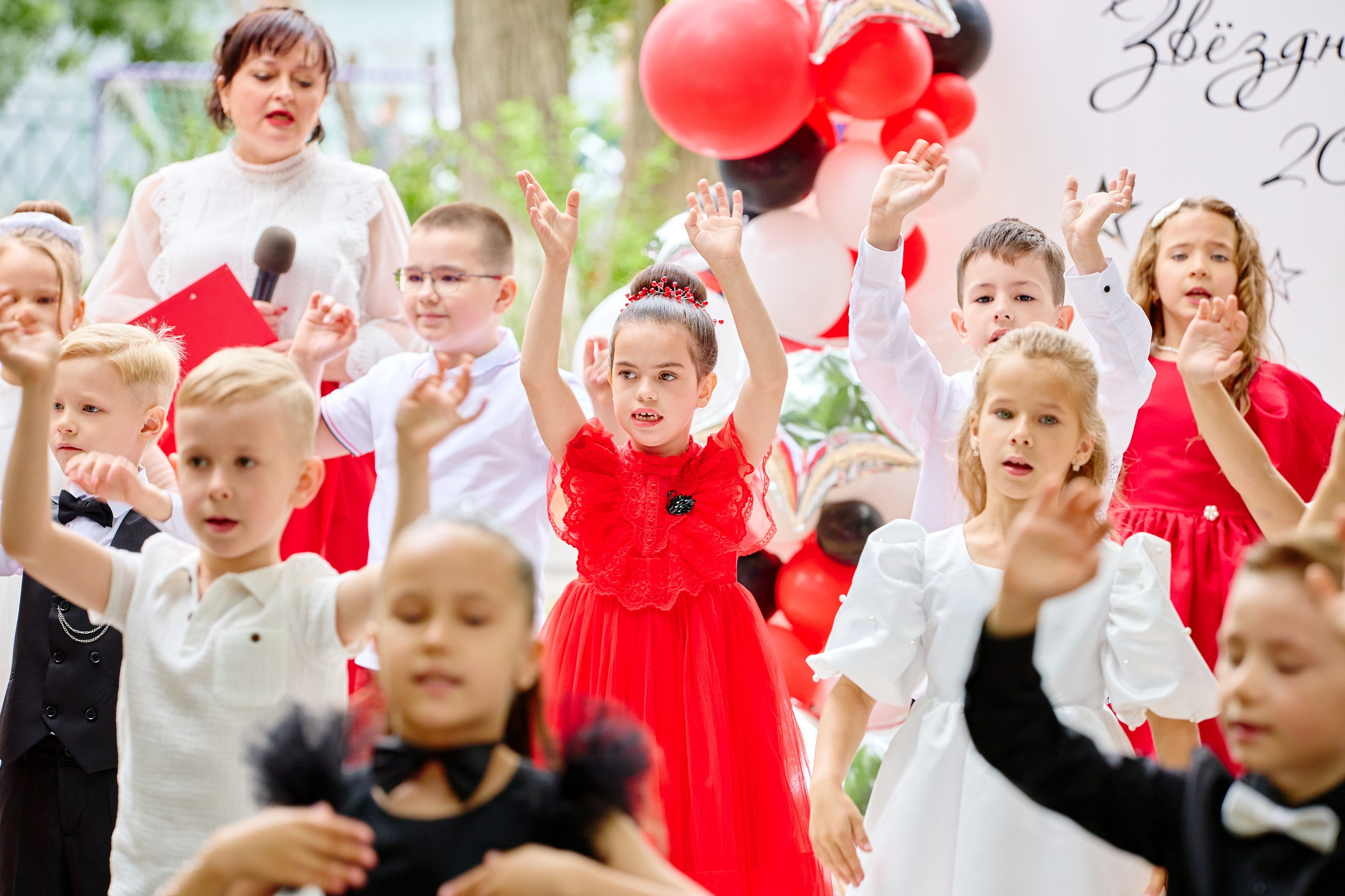Выпускной 45 сад. Фотограф Выпускные альбомы Таганрог Сергей Коробченко