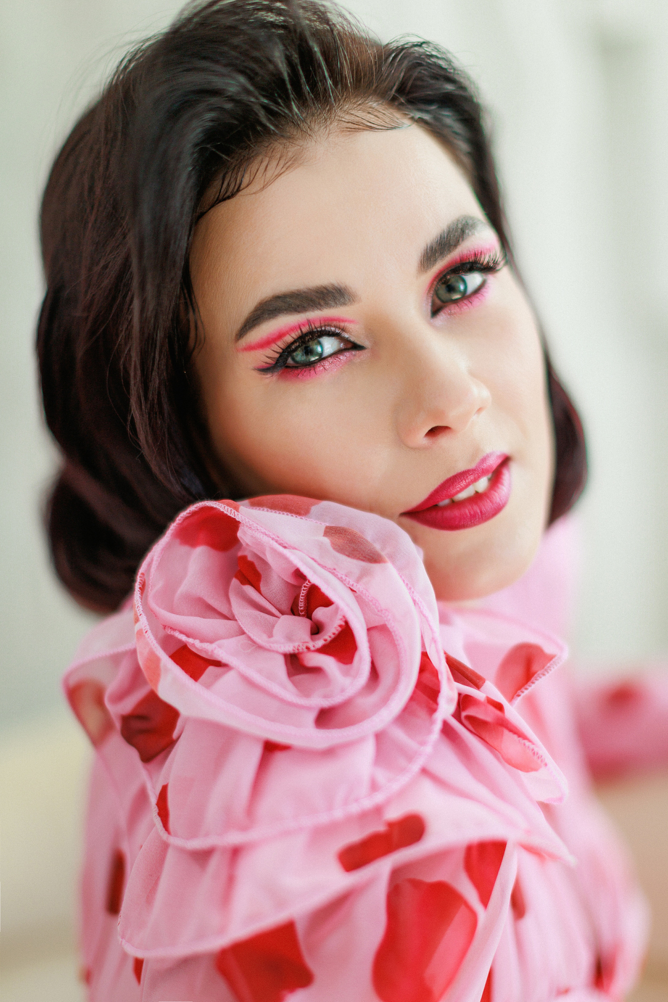 В студии. Свадебный, семейный и детский фотограф в городе Партизанск, Находка