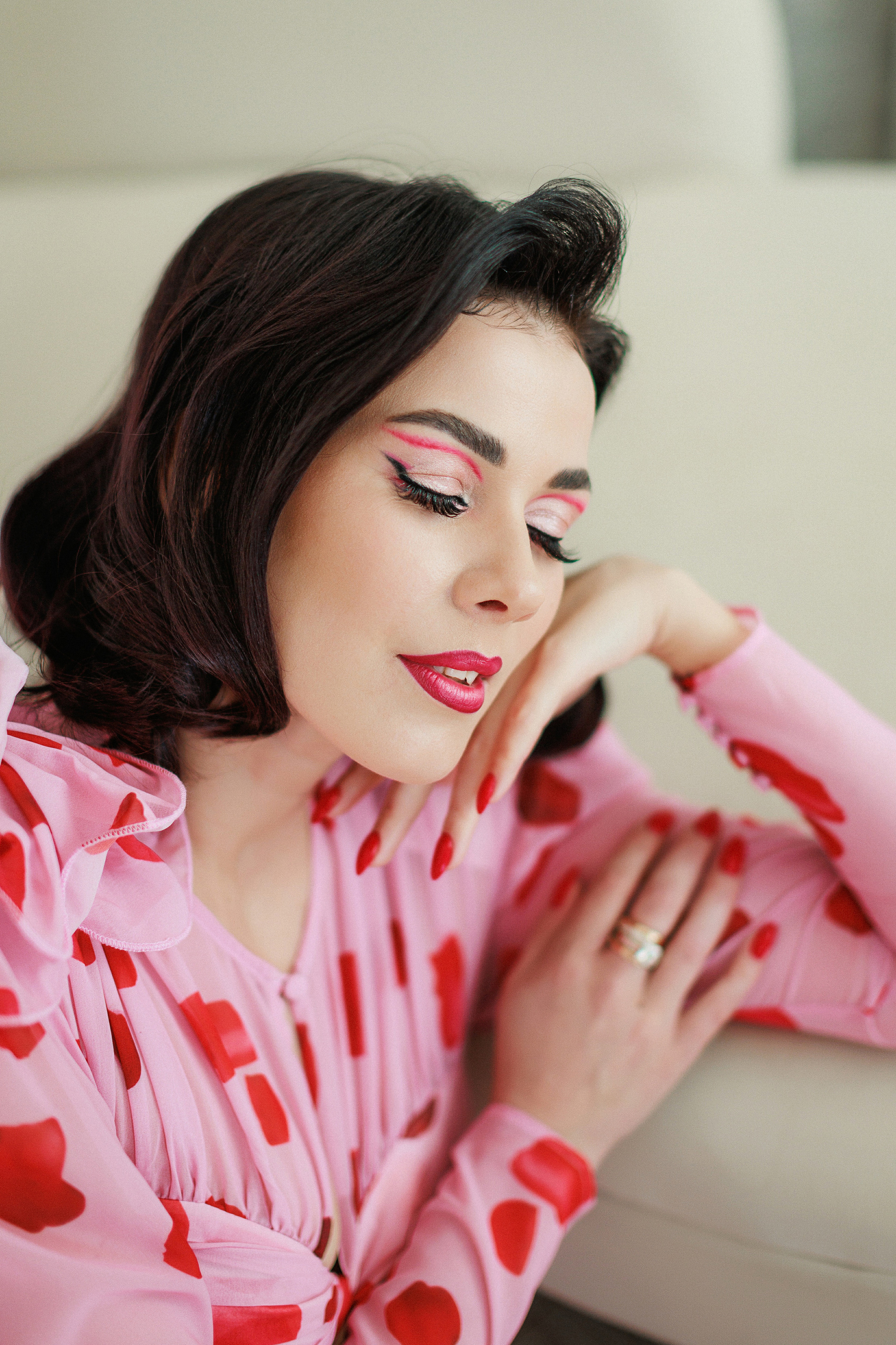 В студии. Свадебный, семейный и детский фотограф в городе Партизанск, Находка