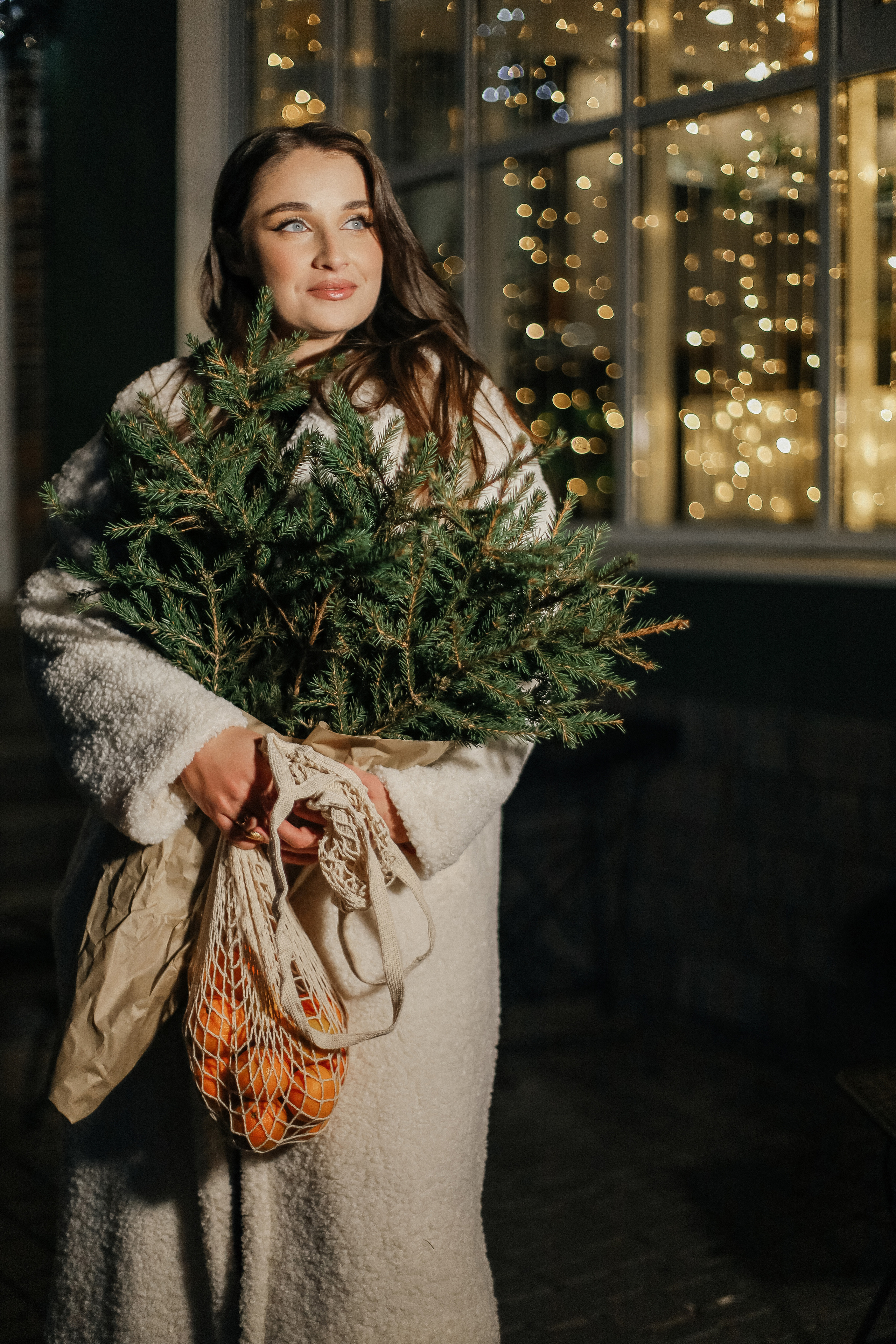 Аромат мандарин и хвои. Зимняя история Оли. Свадебный фотограф Ольга Гречко