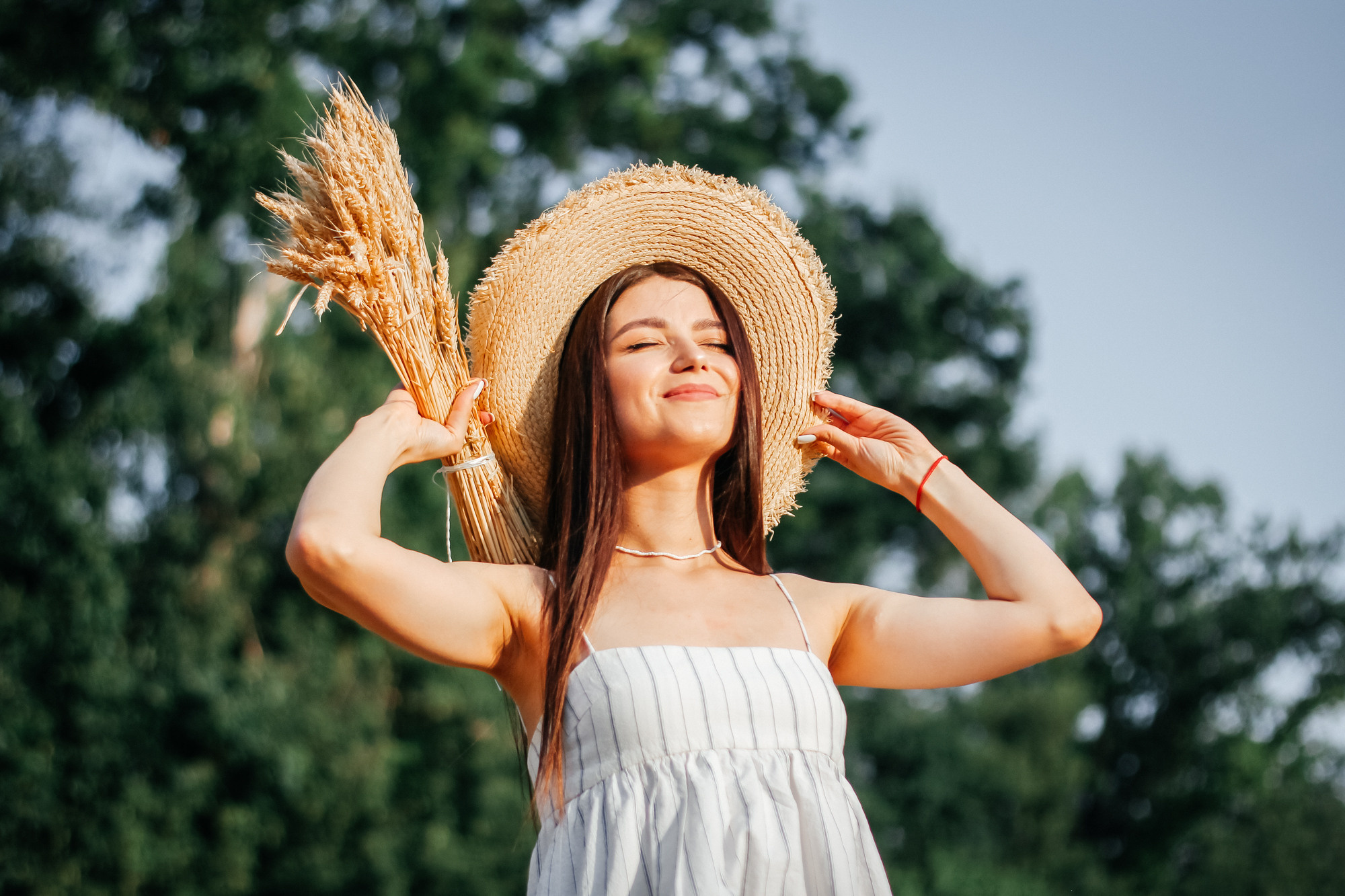 Настя в пшеничном поле. Свадебный фотограф Ольга Гречко