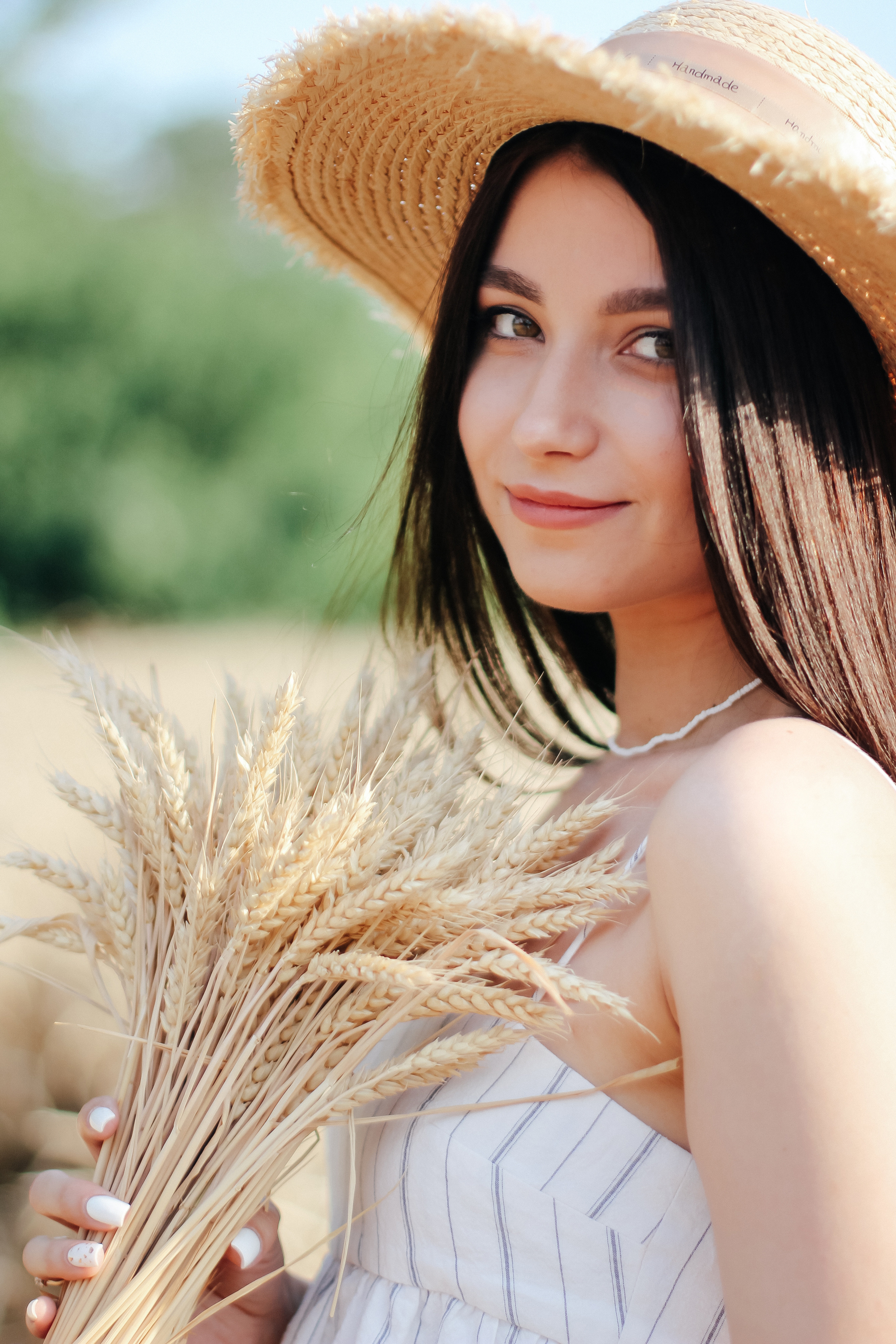 Настя в пшеничном поле. Свадебный фотограф Ольга Гречко