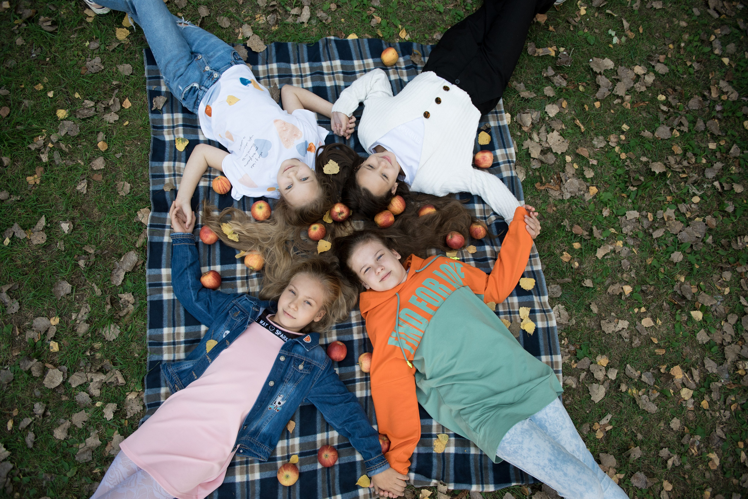 Прогулка — 4 класс. Фотограф Семён Пишта