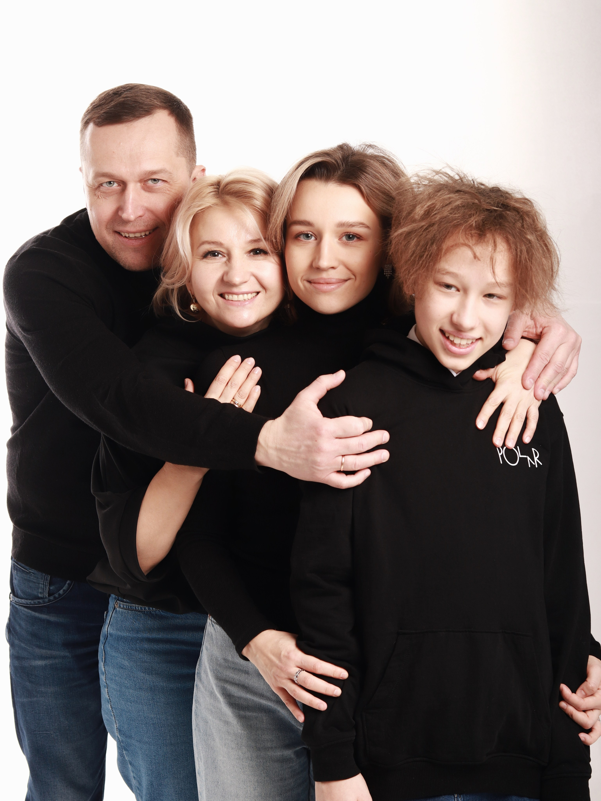 Семейная фотография — живые воспоминания. Фотограф-психолог Валерия Никитина в Москве