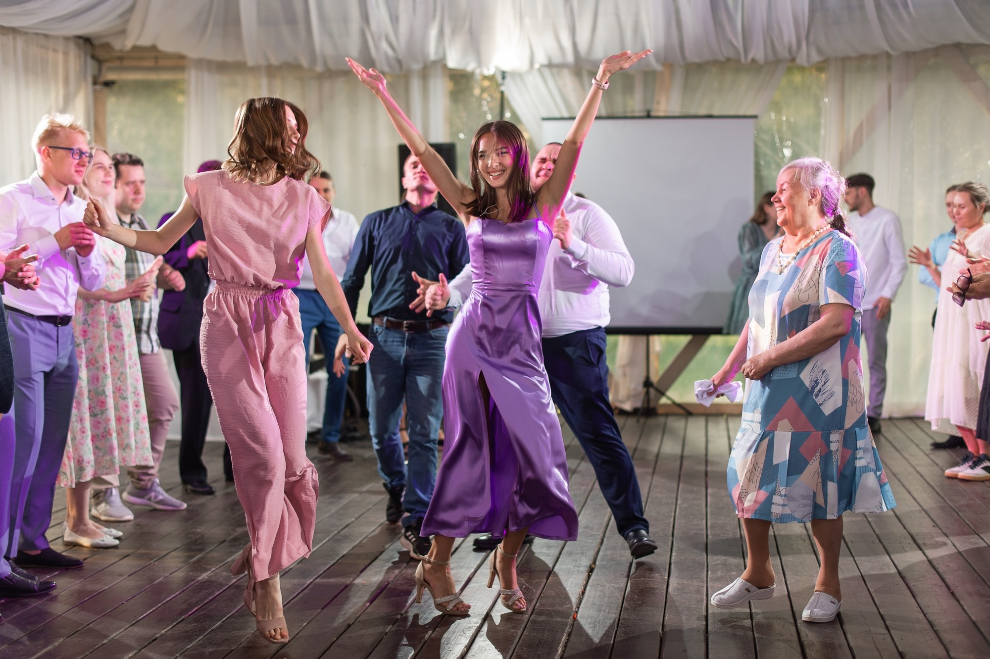 Омская Аврора. Свадебный и семейный фотограф в Омске Мормулев Михаил