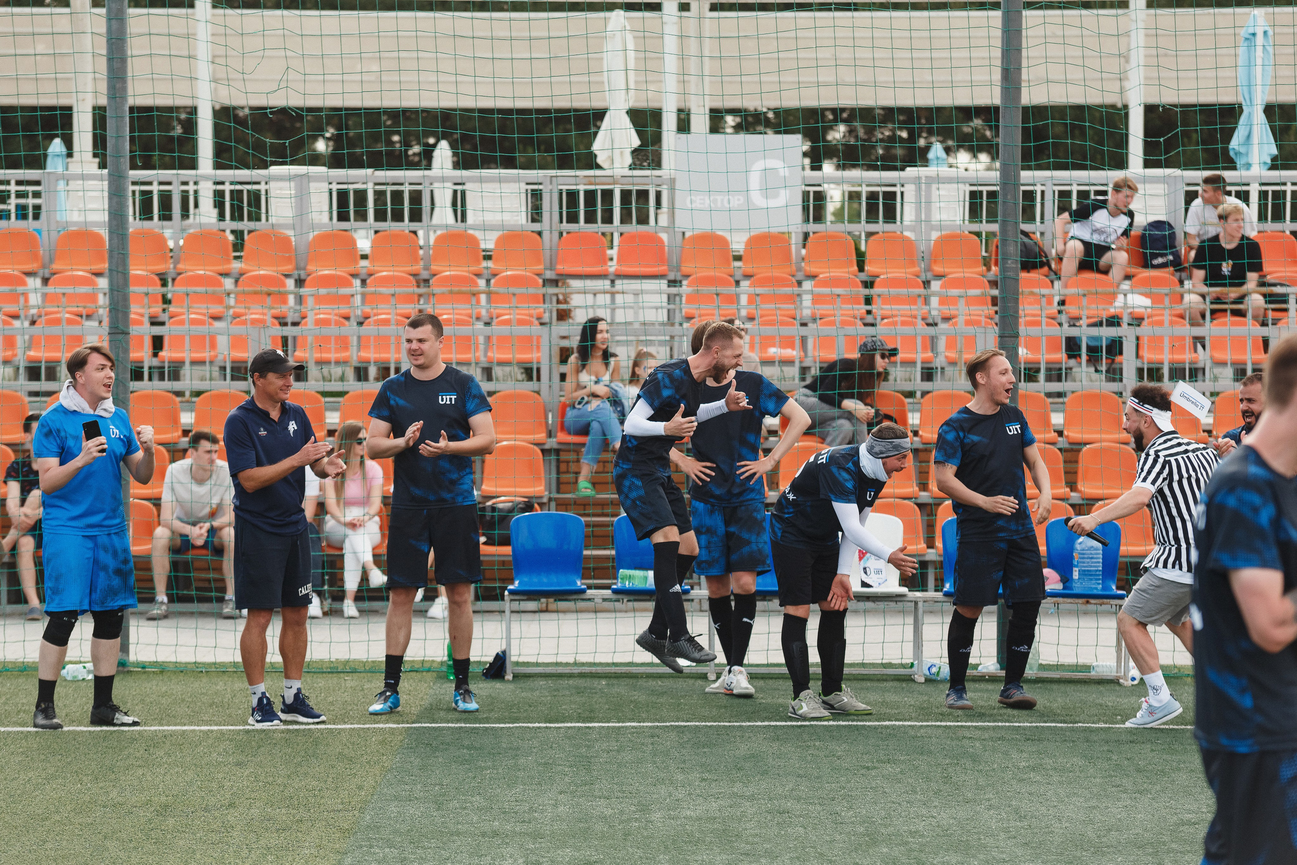 Под знаменем Амбрелла: Футбольный турнир в Приазовье Таганрога. Свадебный и семейный фотограф в Таганроге Бакарюк Антон