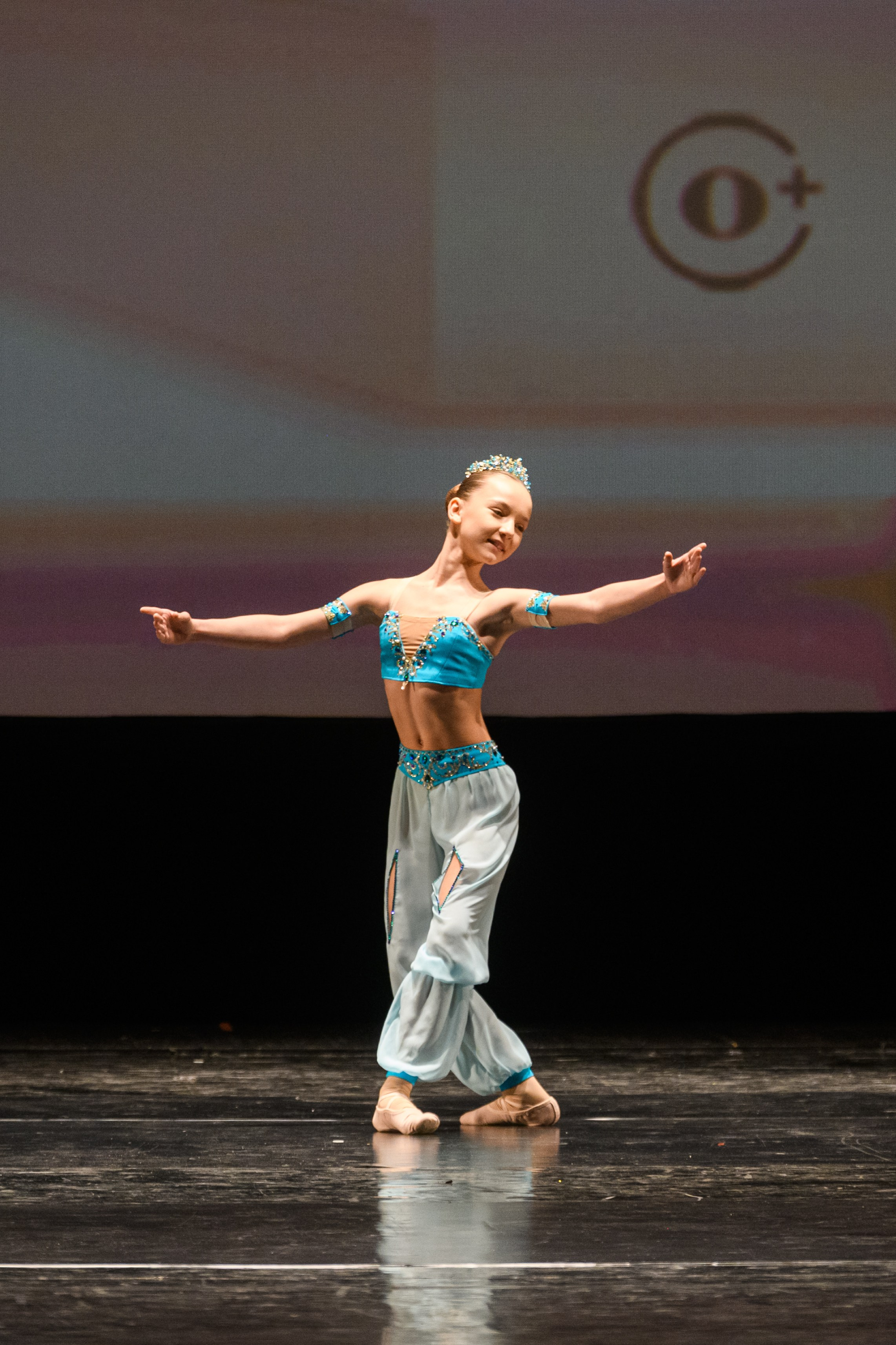 23 апреля, часть 1, БКЗ Октябрьский, г. Санкт-Петербург. Золотое яблочко