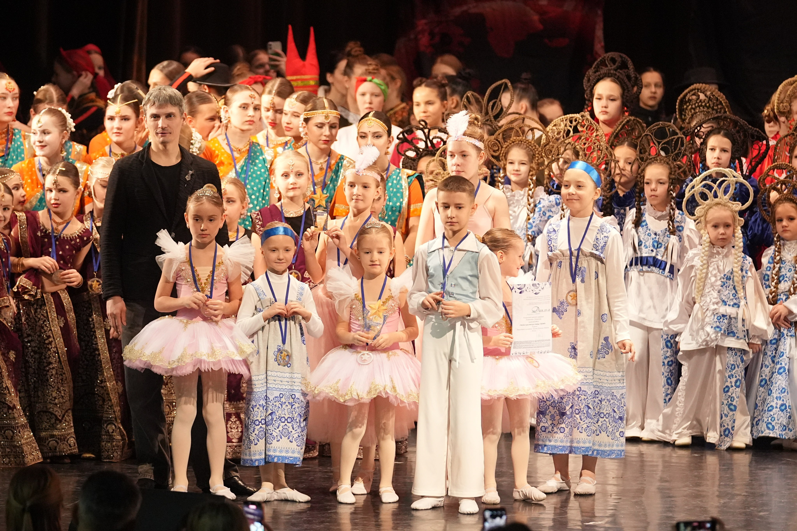 7 декабря, блок 1, г. Москва. Золотое яблочко