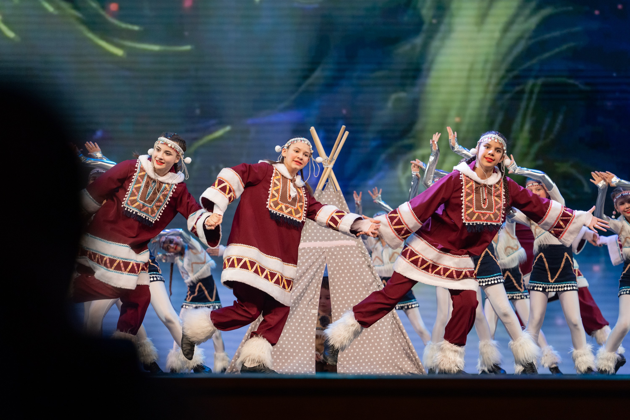 16 мая, г. Москва, Кремль, Концерт. Золотое яблочко