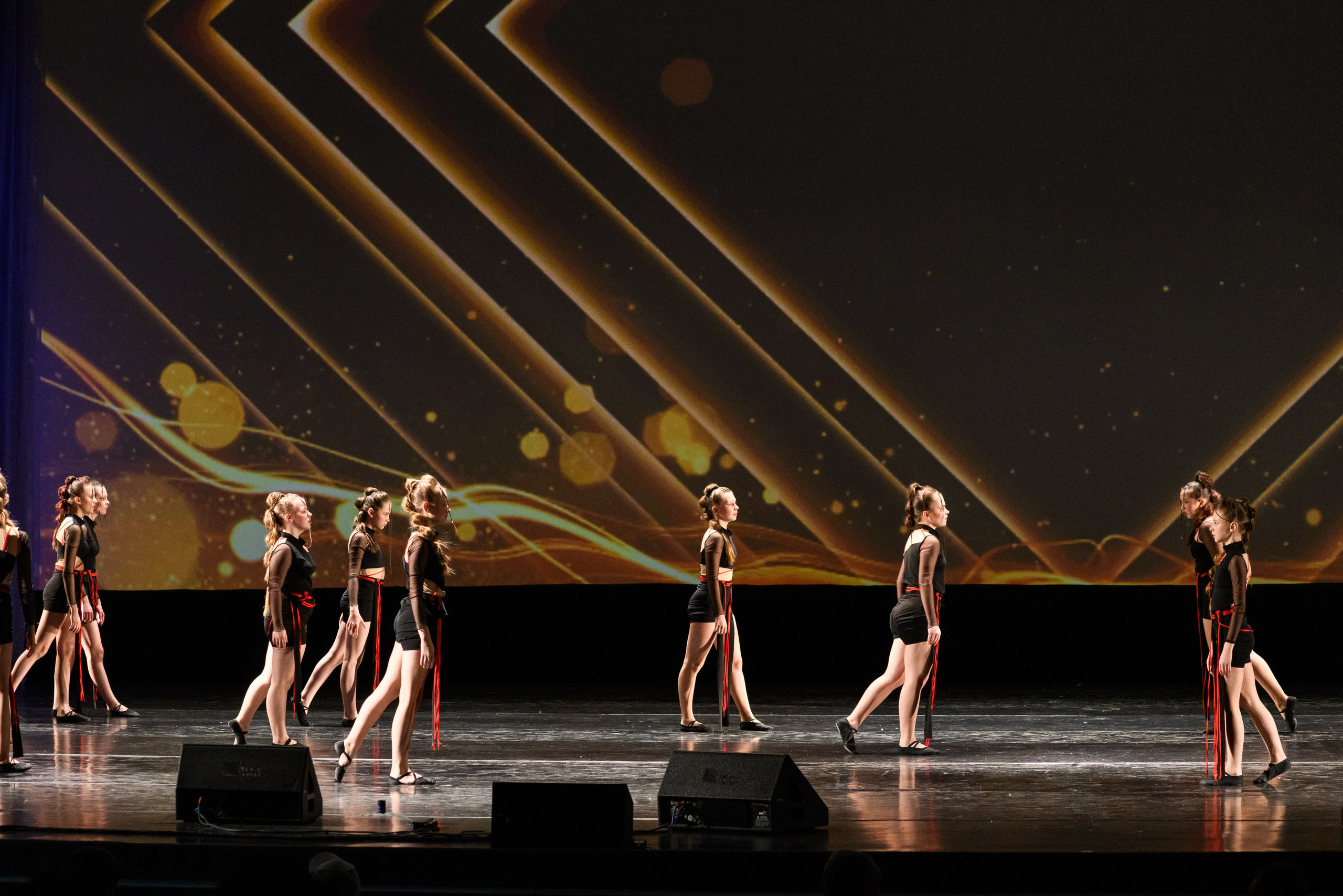 23 апреля, часть 2, БКЗ Октябрьский, г. Санкт-Петербург. Золотое яблочко