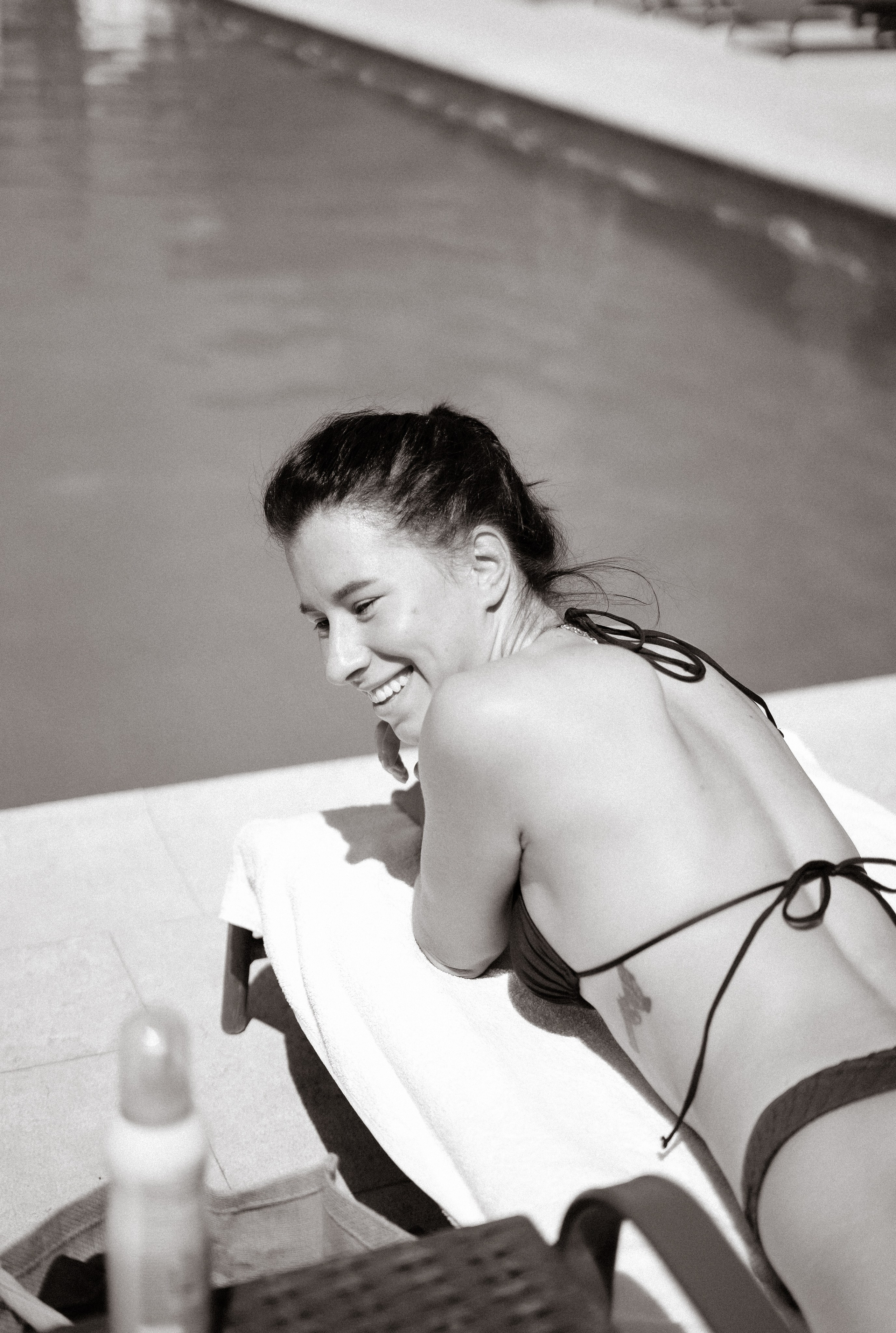 Лето. бассейн. девушки. Портретный и семейный фотограф в Мариуполе, РФ. Даша Жогло