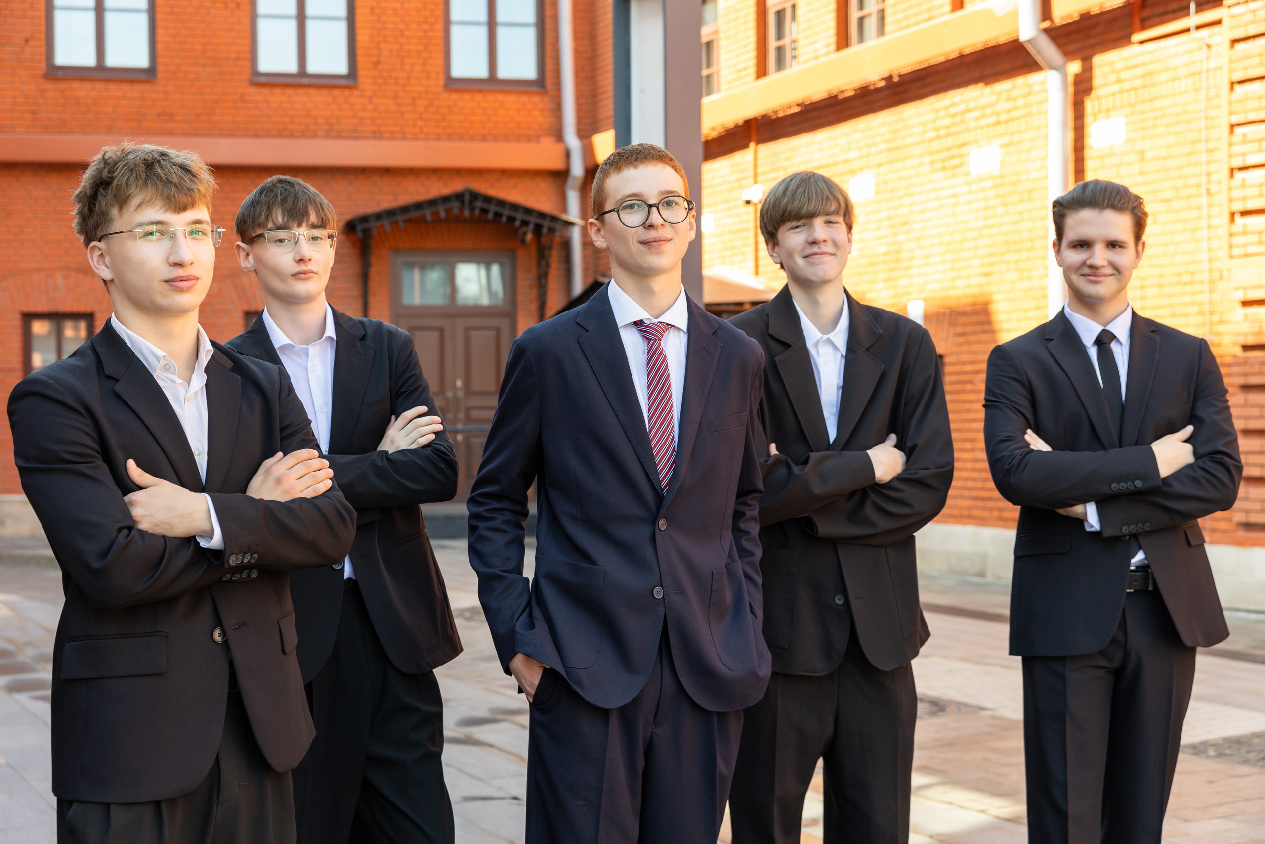 Школьная прогулка. Свадебная фотосъёмка в Москве, Туле