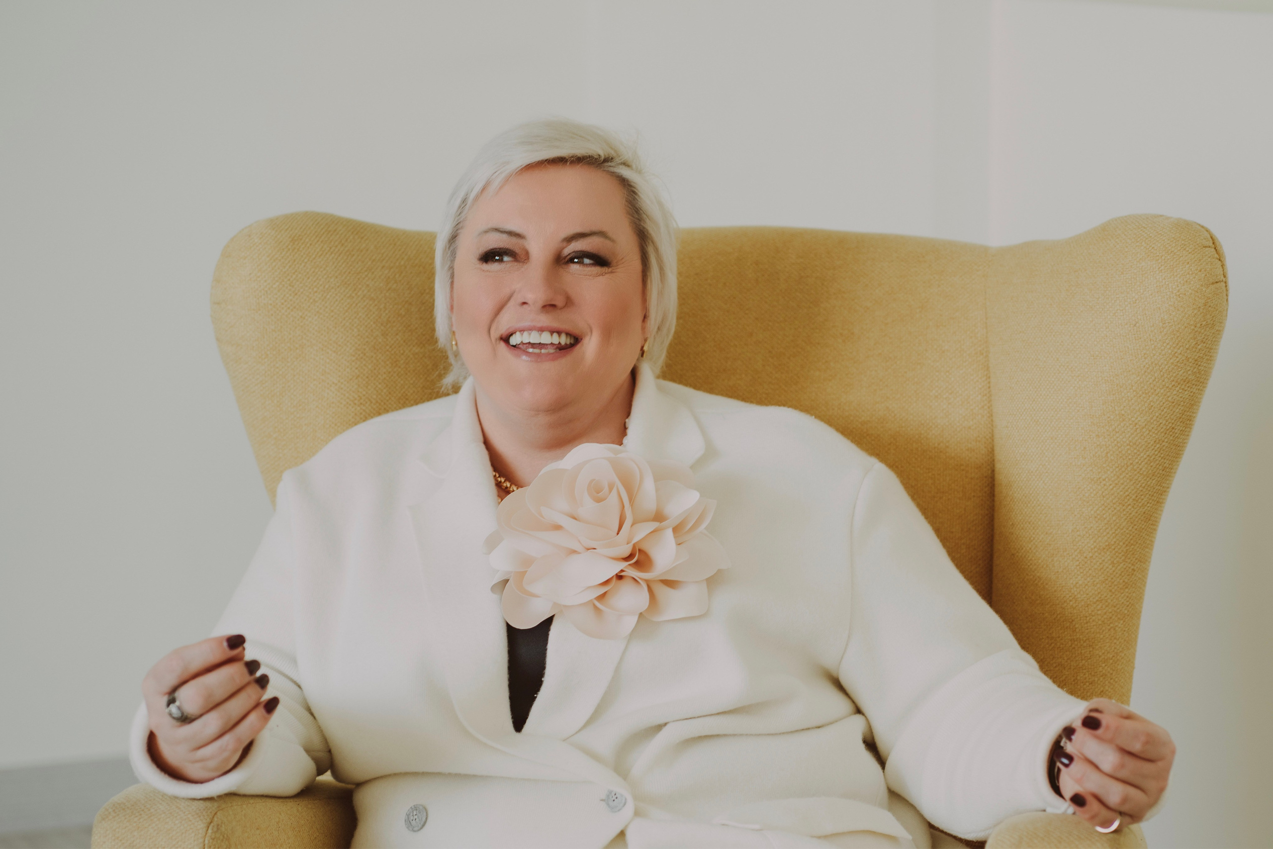 Запись подкаста с экспертом. Творческие фотосессии в Москве. Фотоальбом лидера группы ЯЛО