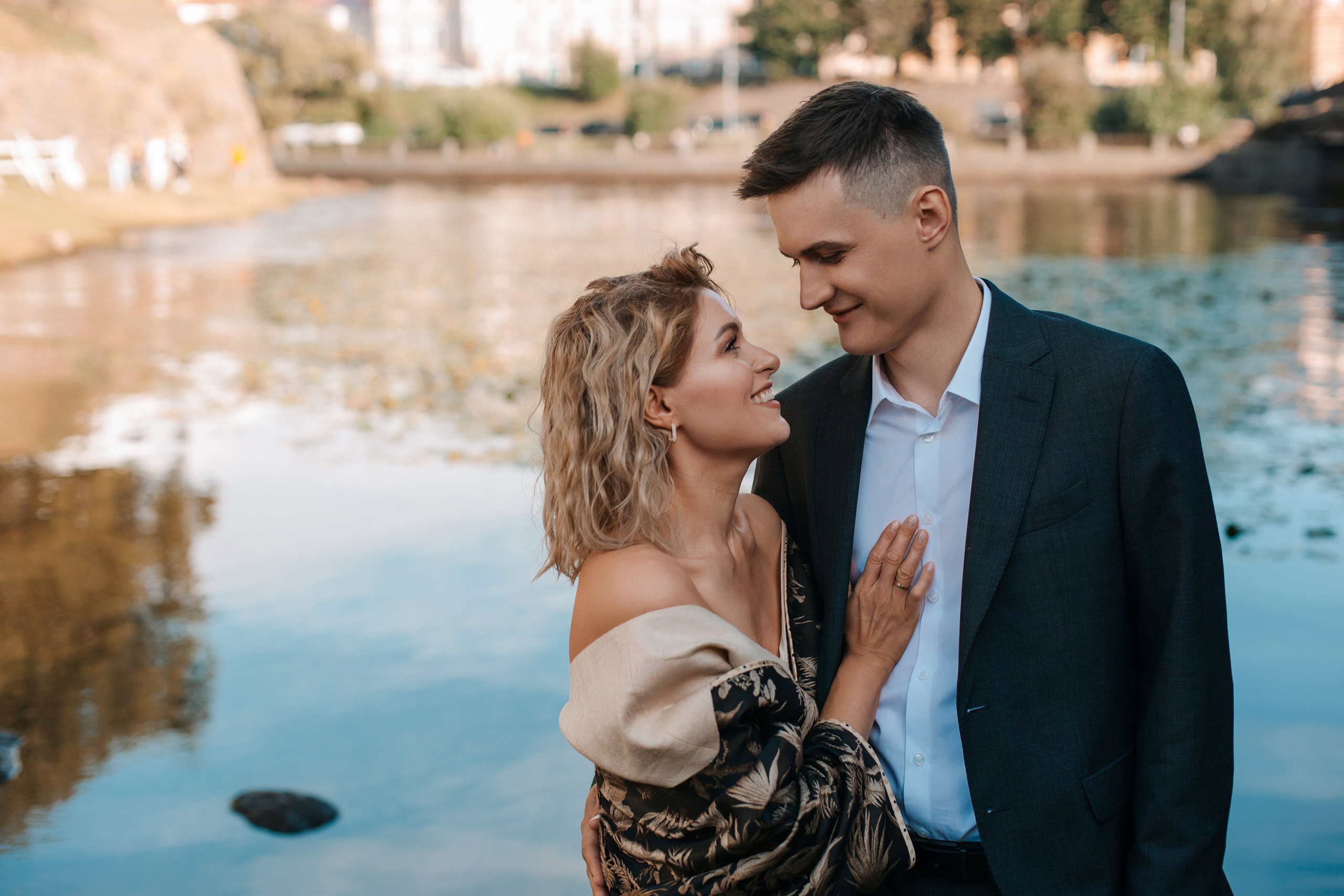 Свадьба для двоих с прогулкой в Выборге. Свадебный фотограф в Санкт-Петербурге Вика Стукачева