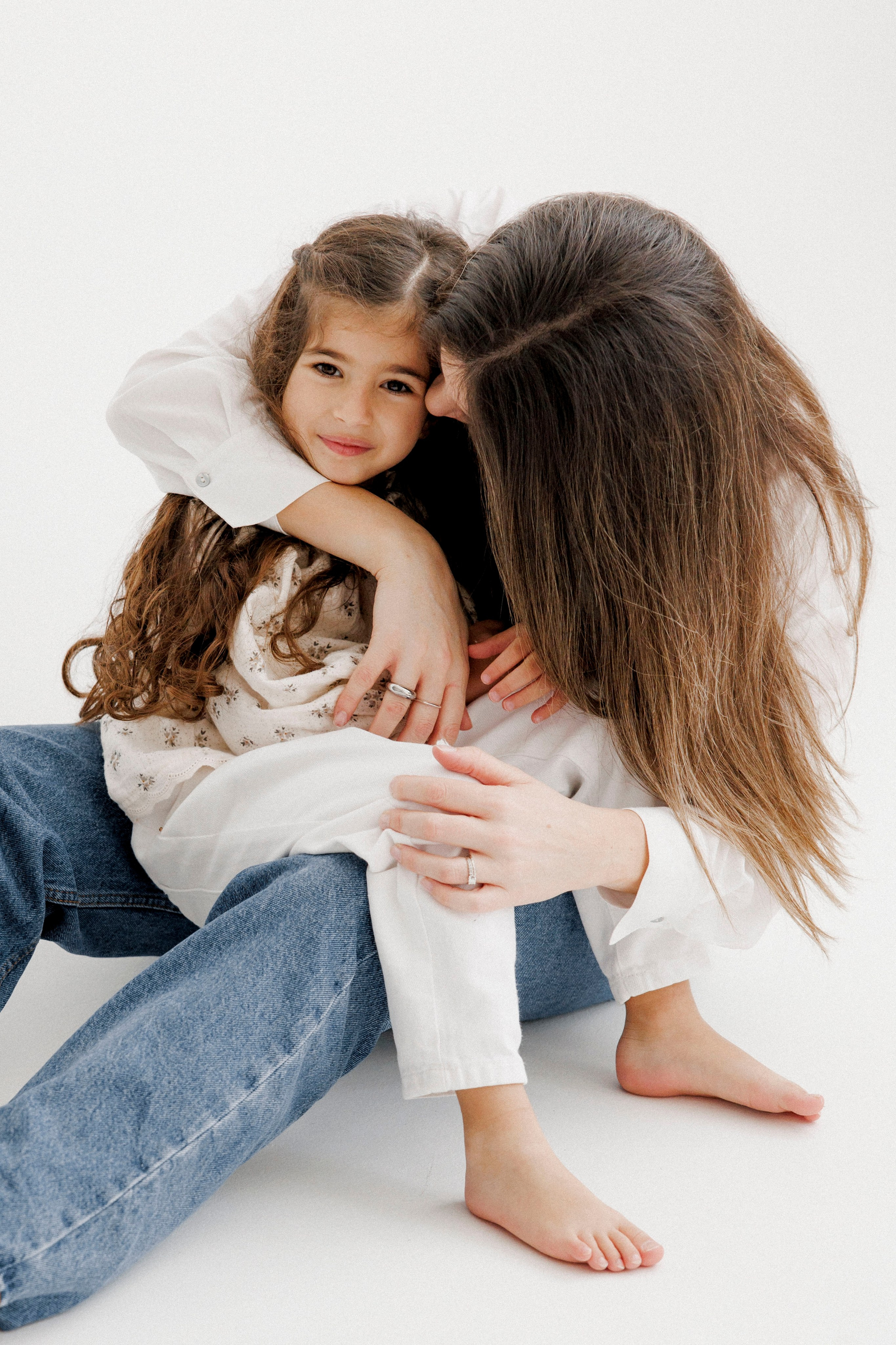 One year inside the White studio. Wedding and family photographer