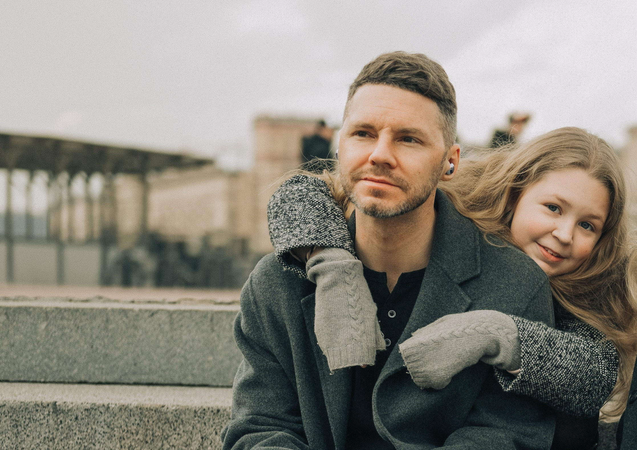 Весенняя прогулка. Аня, Егор, Эми и Миша. Семейный фотограф в Москве Дарья Пузикова