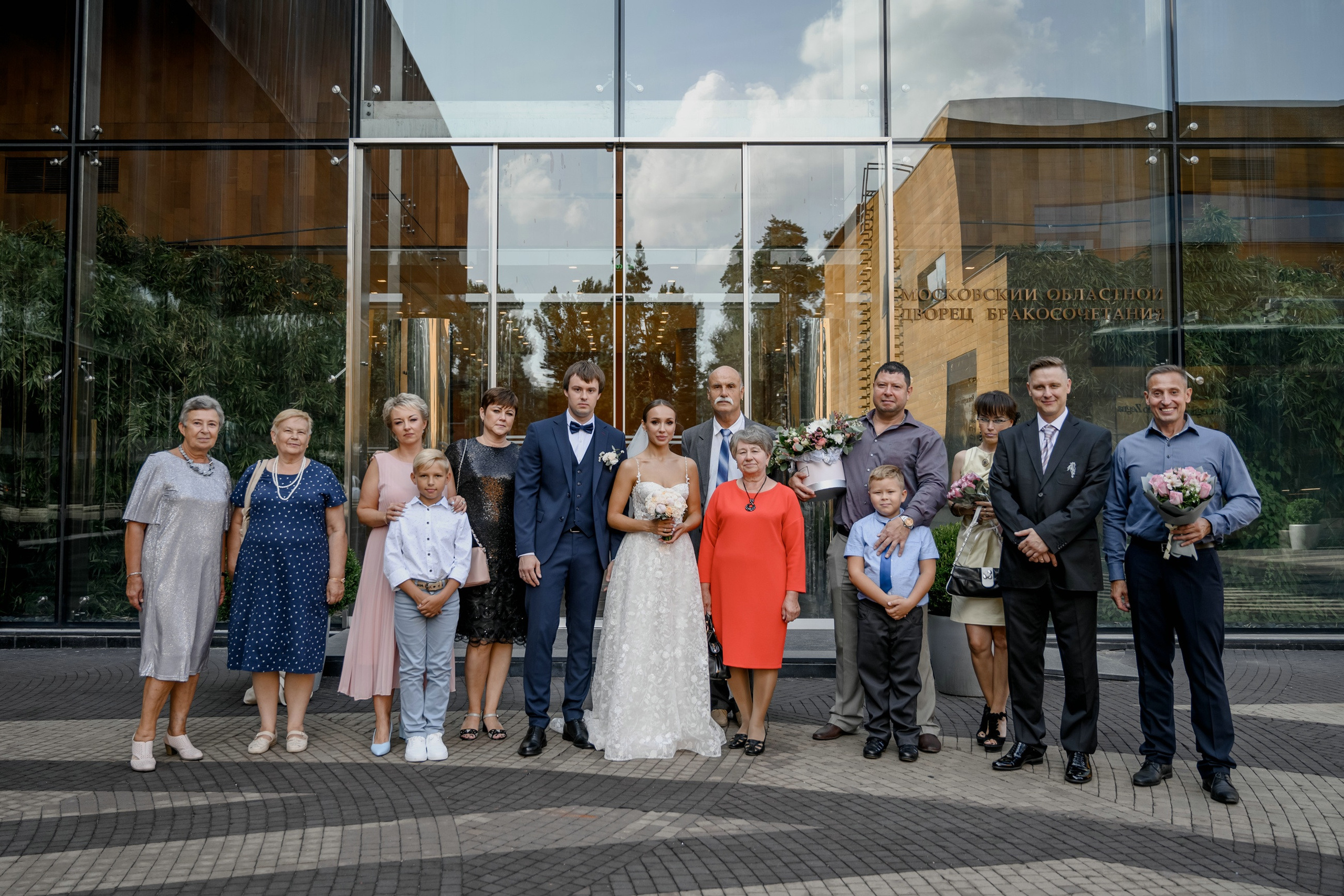 Свадебная фотосессия утра невесты в апартаментах Москва-Сити. Свадебный и семейный фотограф в Москве Светлана Зоткина