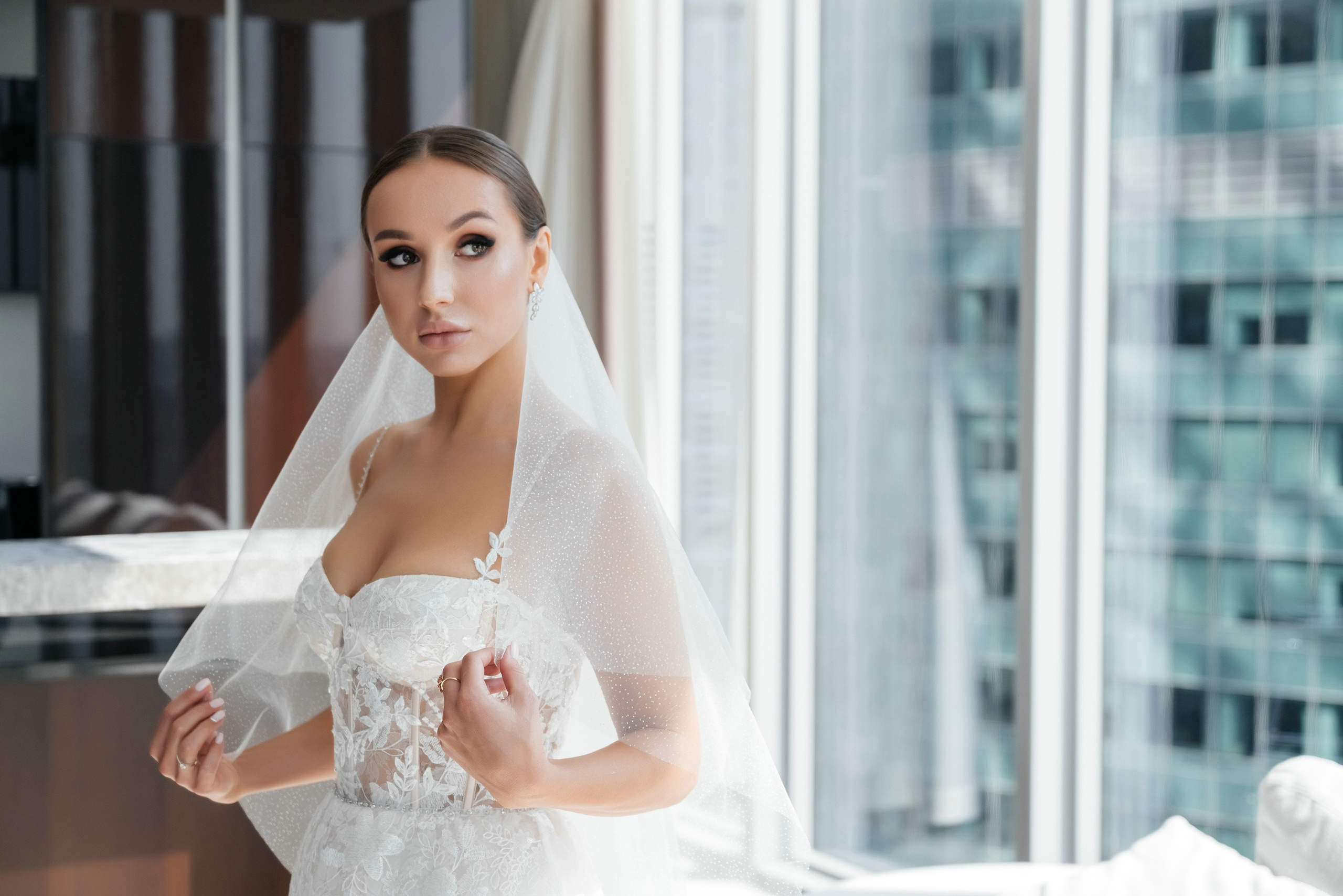 Свадебная фотосессия утра невесты в апартаментах Москва-Сити. Свадебный и семейный фотограф в Москве Светлана Зоткина