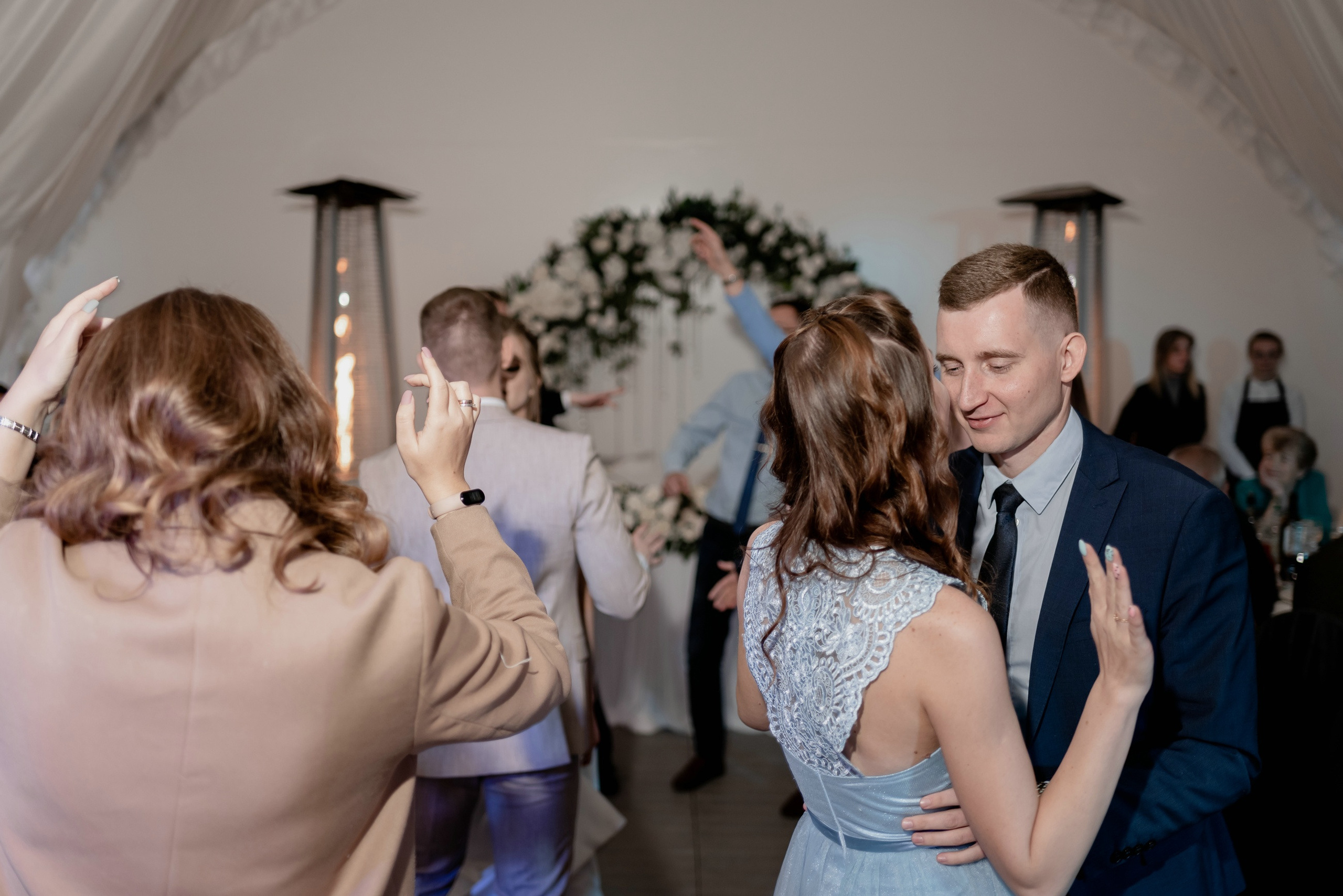 Выездная регистрация брака в парке Кусково. Свадебный и семейный фотограф в Москве Светлана Зоткина