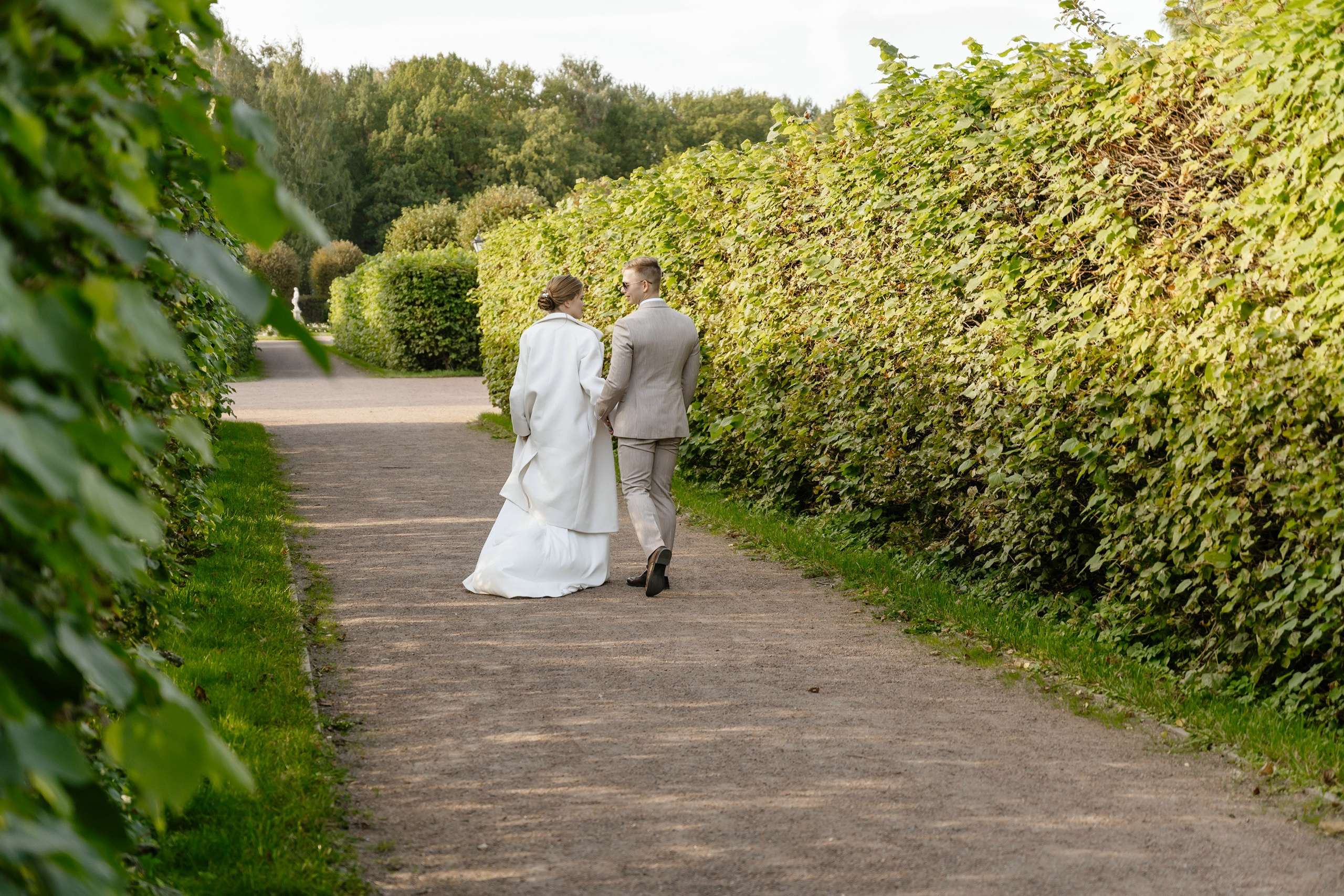 Выездная регистрация брака в парке Кусково. Свадебный и семейный фотограф в Москве Светлана Зоткина