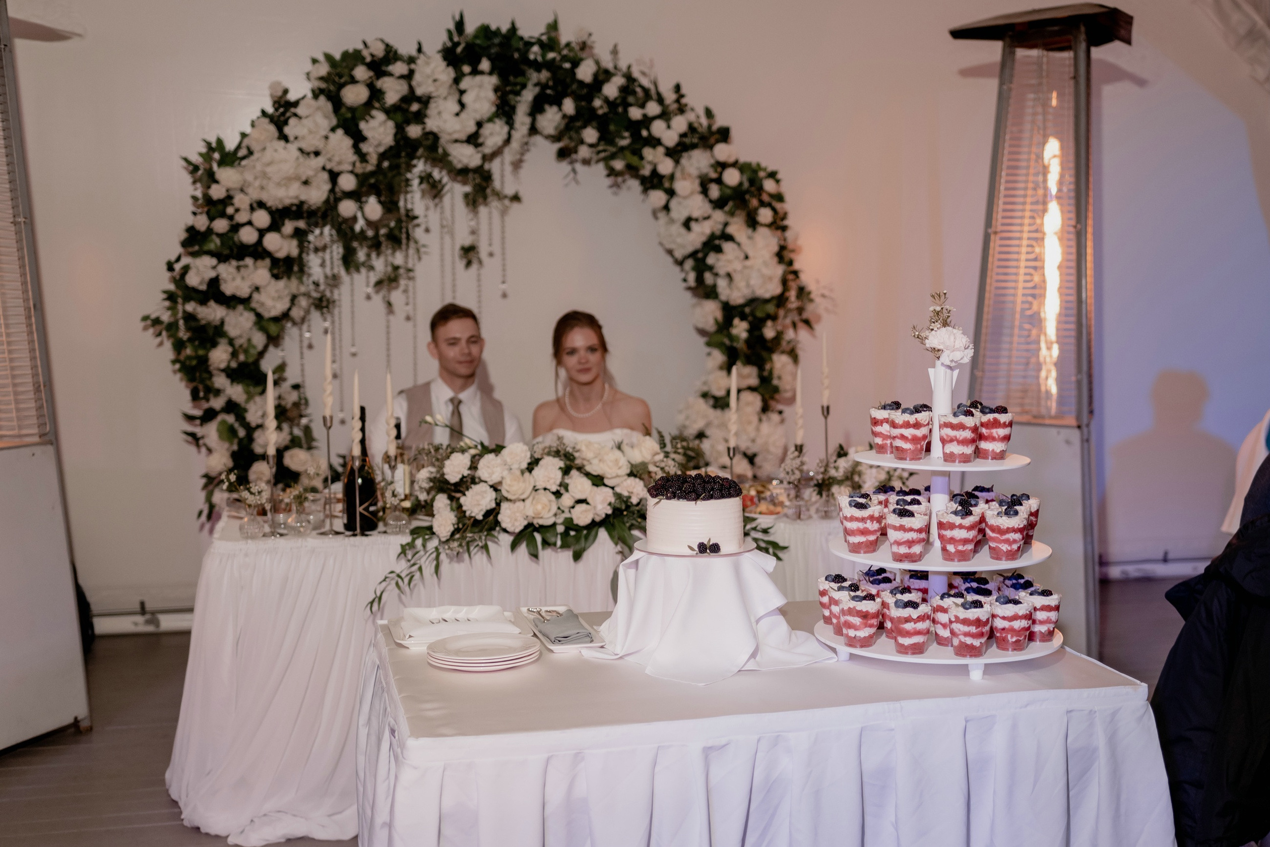 Выездная регистрация брака в парке Кусково. Свадебный и семейный фотограф в Москве Светлана Зоткина