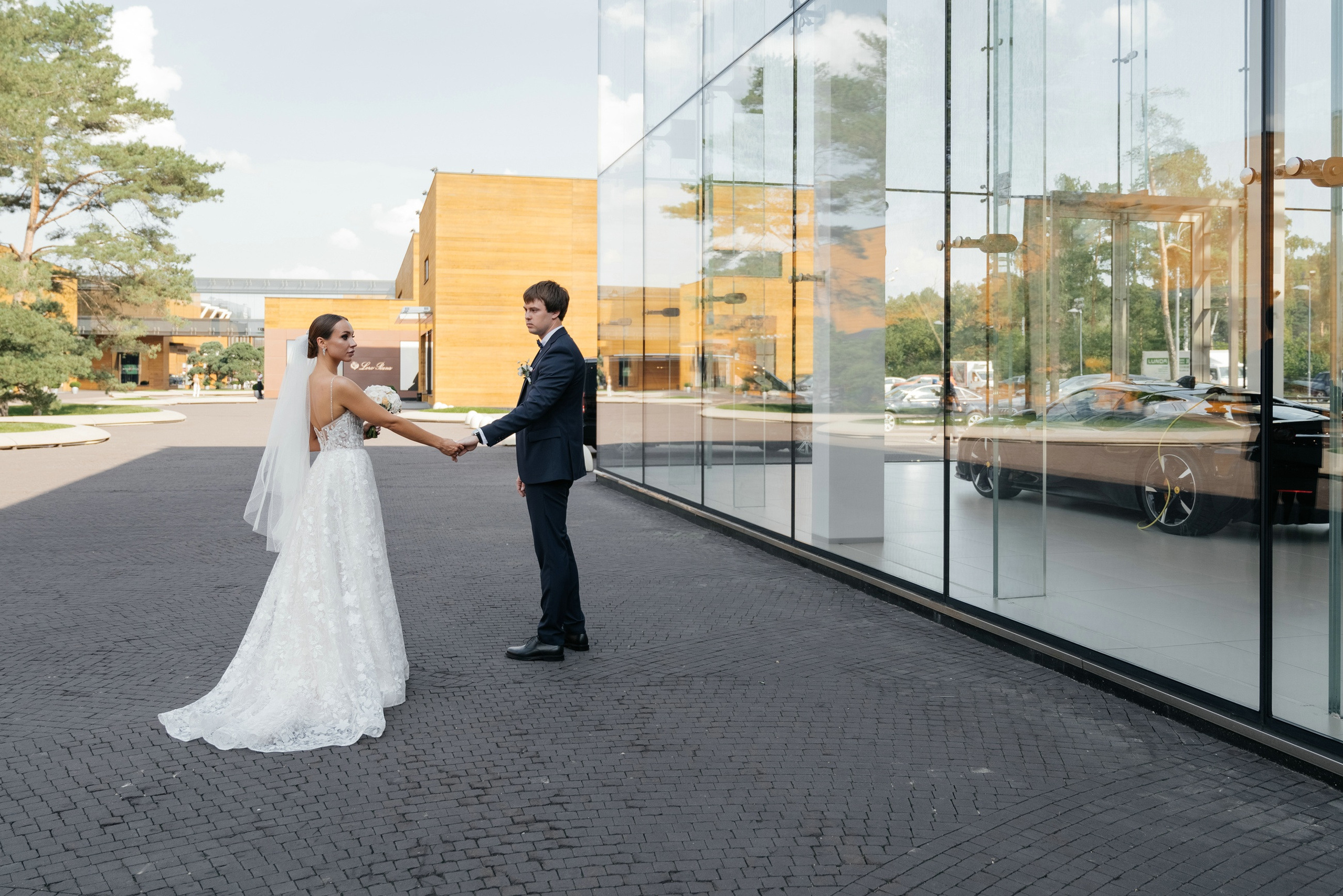 Свадебная фотосессия утра невесты в апартаментах Москва-Сити. Свадебный и семейный фотограф в Москве Светлана Зоткина