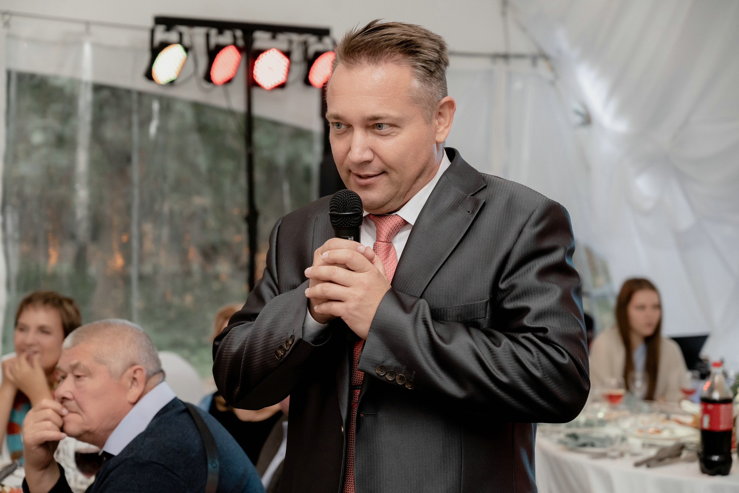 Выездная регистрация брака в парке Кусково. Свадебный и семейный фотограф в Москве Светлана Зоткина