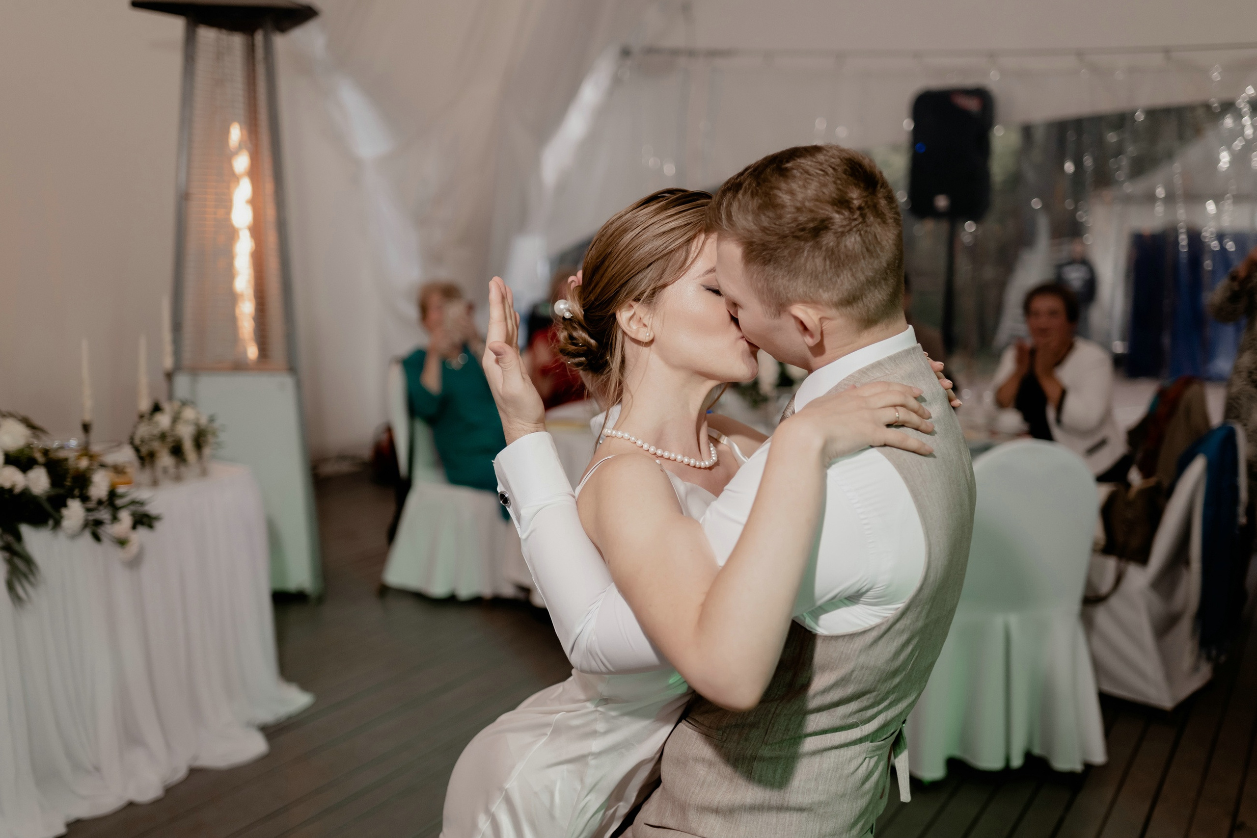 Выездная регистрация брака в парке Кусково. Свадебный и семейный фотограф в Москве Светлана Зоткина