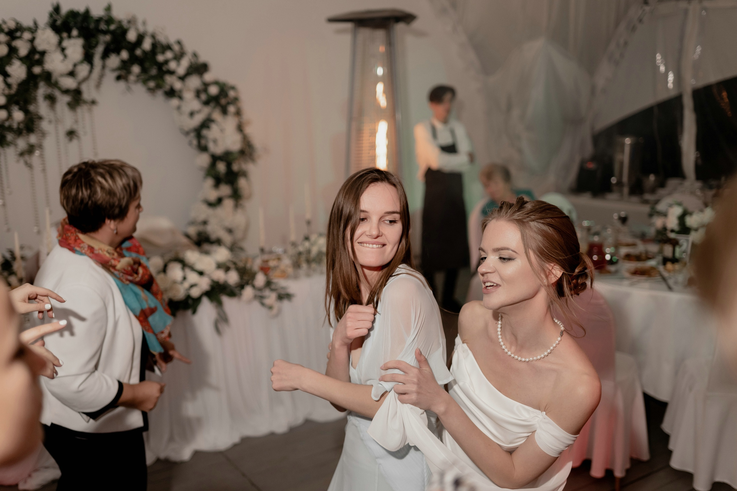 Выездная регистрация брака в парке Кусково. Свадебный и семейный фотограф в Москве Светлана Зоткина