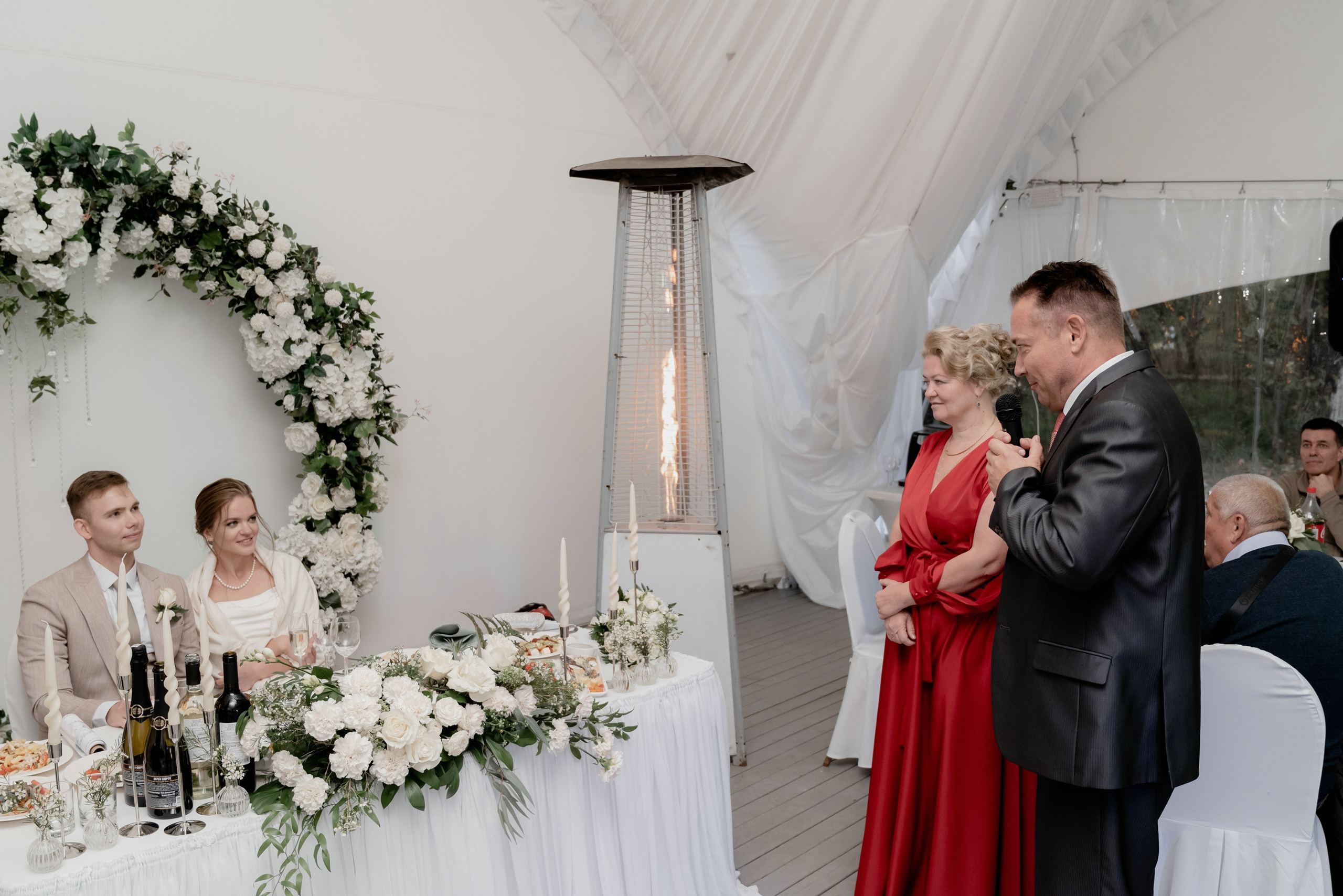 Выездная регистрация брака в парке Кусково. Свадебный и семейный фотограф в Москве Светлана Зоткина