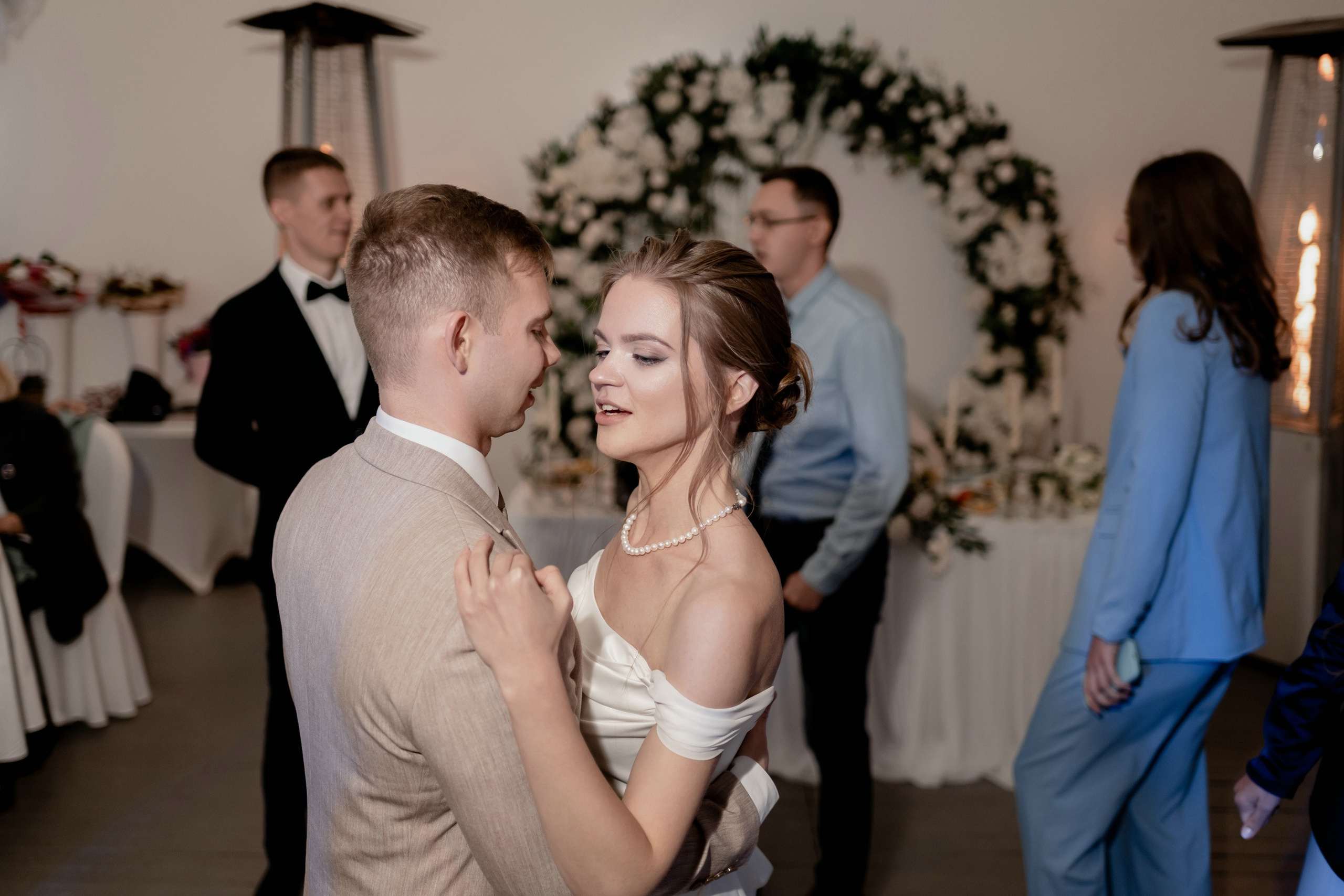 Выездная регистрация брака в парке Кусково. Свадебный и семейный фотограф в Москве Светлана Зоткина