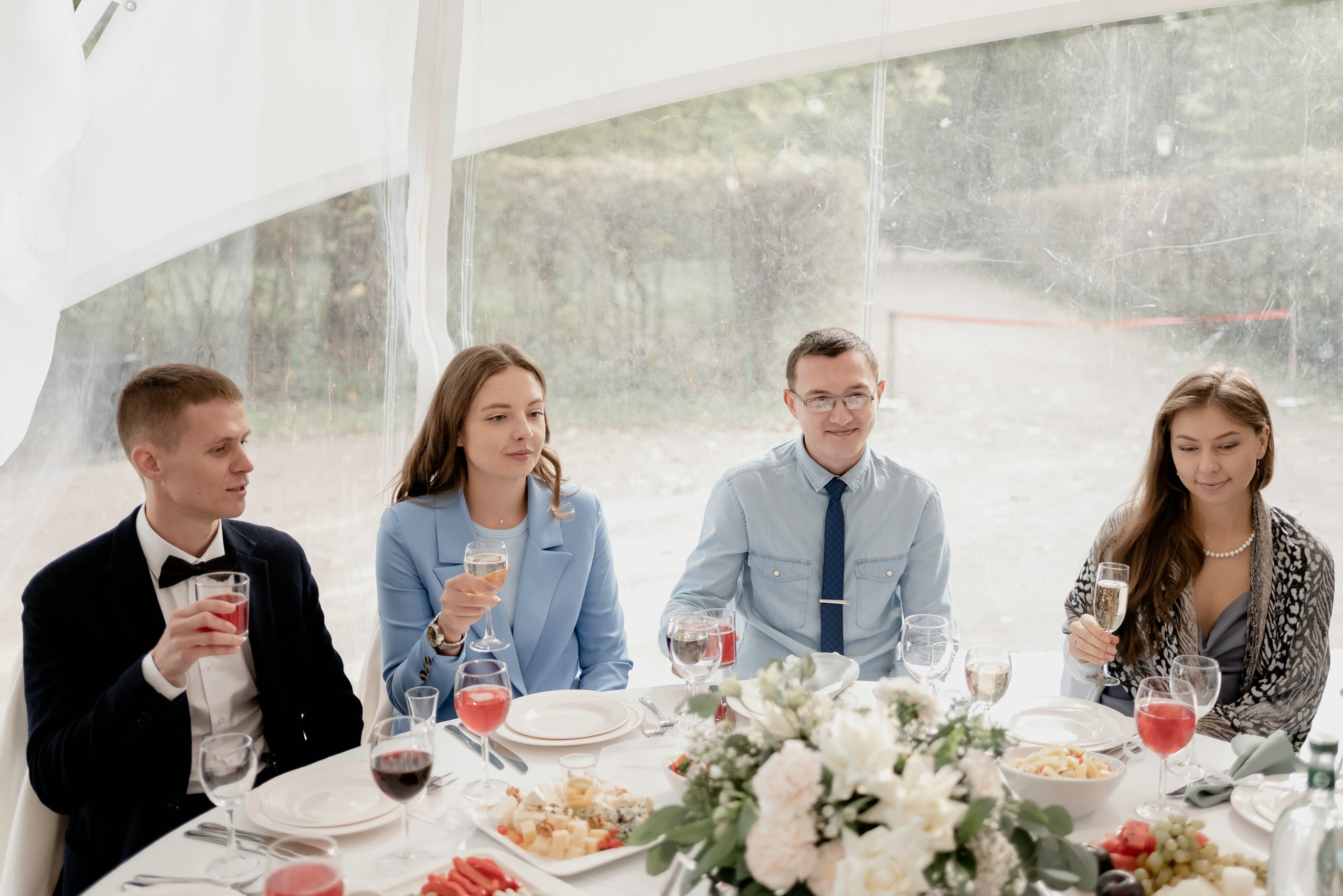 Выездная регистрация брака в парке Кусково. Свадебный и семейный фотограф в Москве Светлана Зоткина